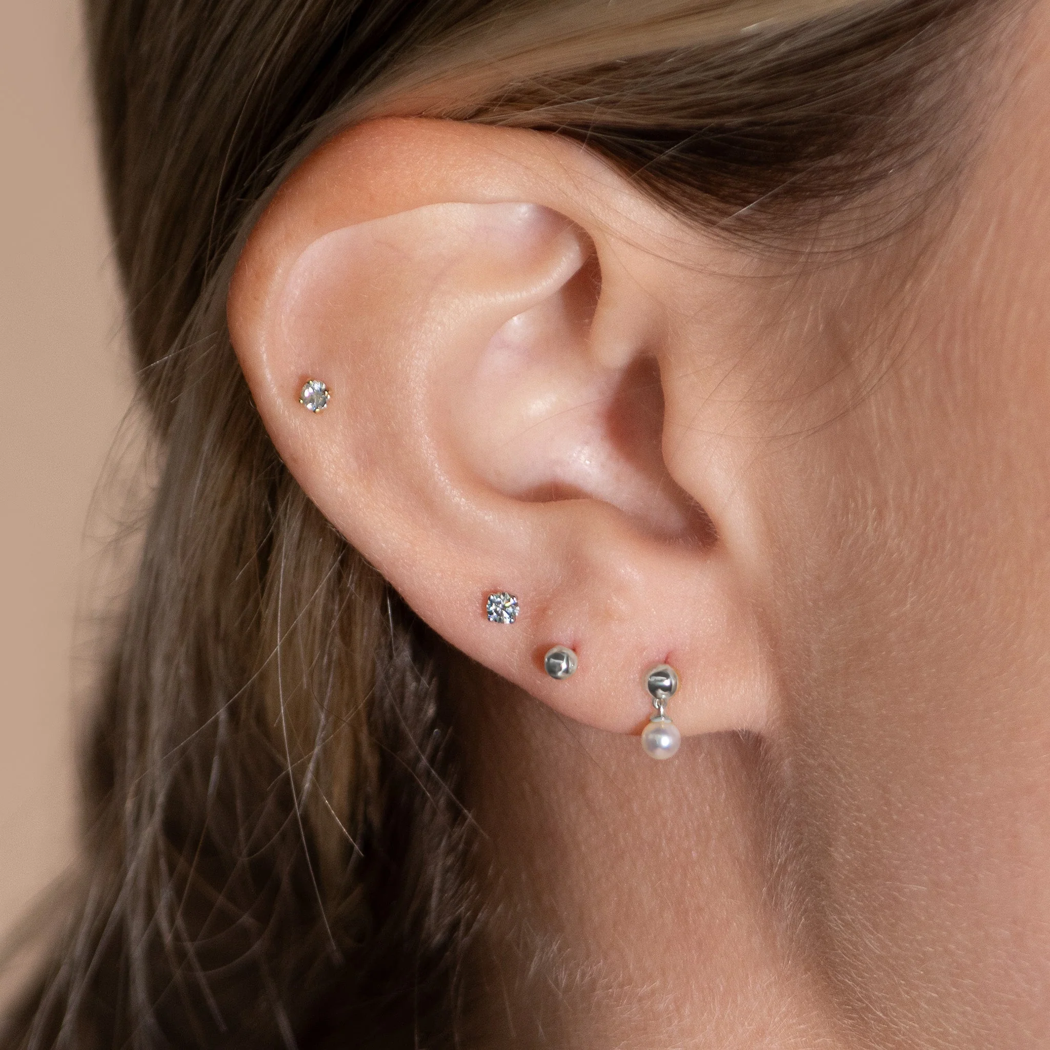 White Gold Ball Threaded Flat Back Earring - Image 2