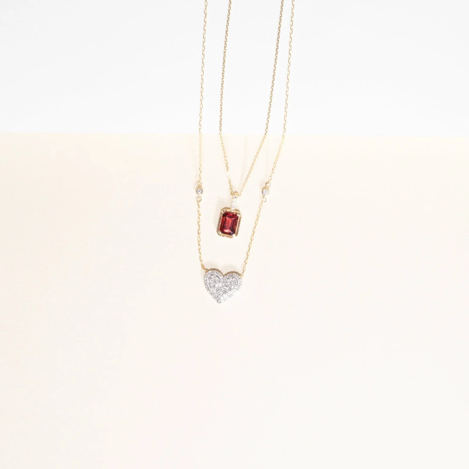 Yellow Gold Emerald Cut Garnet Sapphire Necklace - Image 7