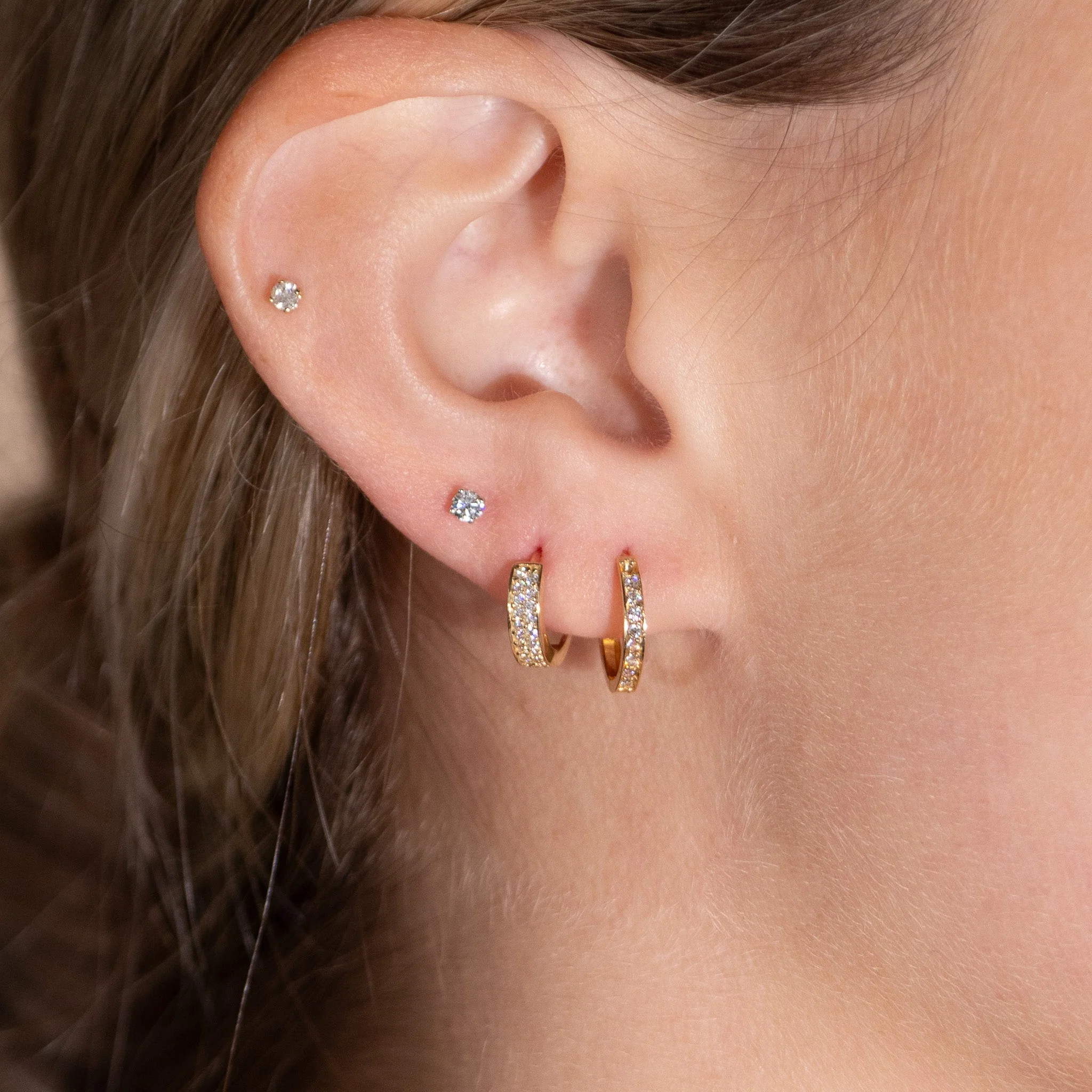 Yellow Gold Gemstone Cartilage Hoop - Image 3