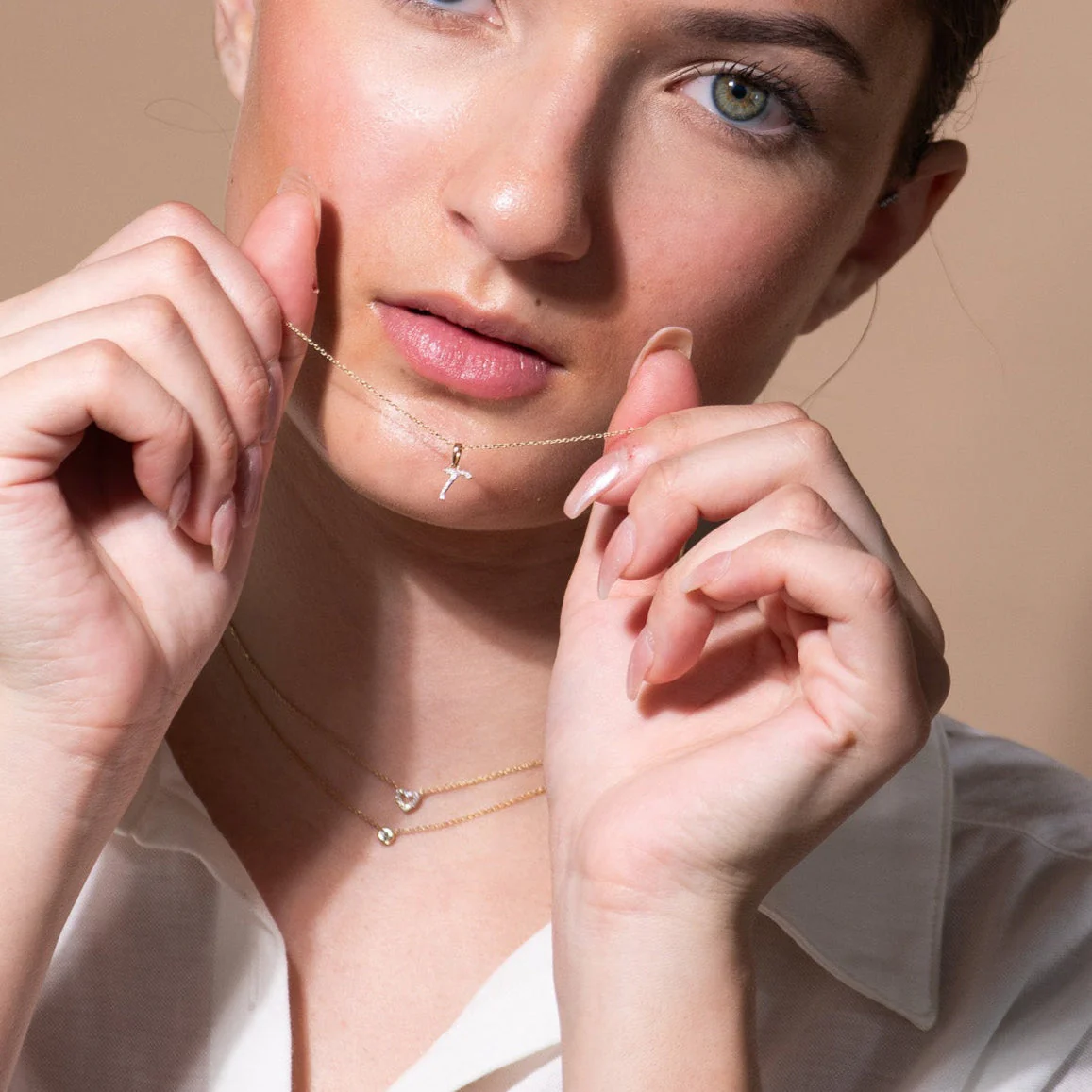 White Gold Cursive Diamond Initial Necklace - T - Image 2