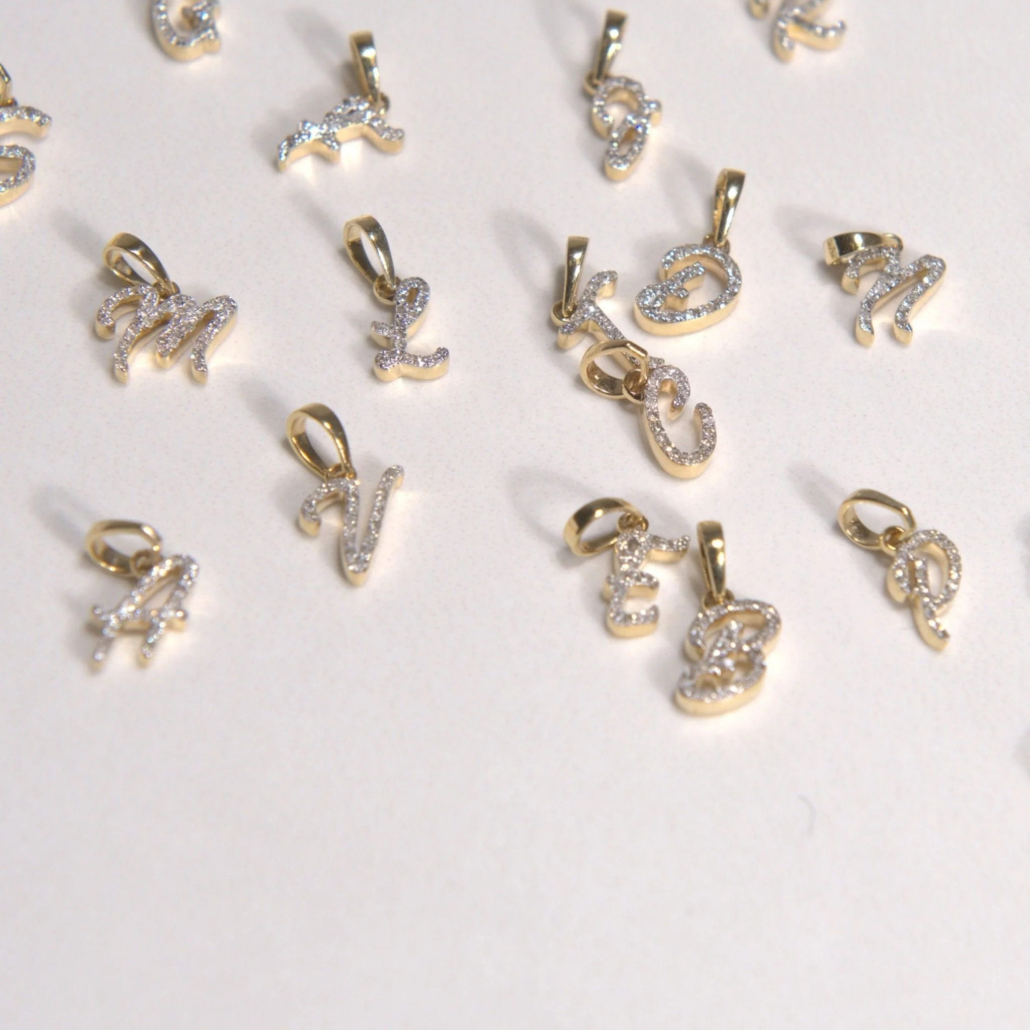 Yellow Gold Cursive Diamond Initial Necklace - V - Image 5