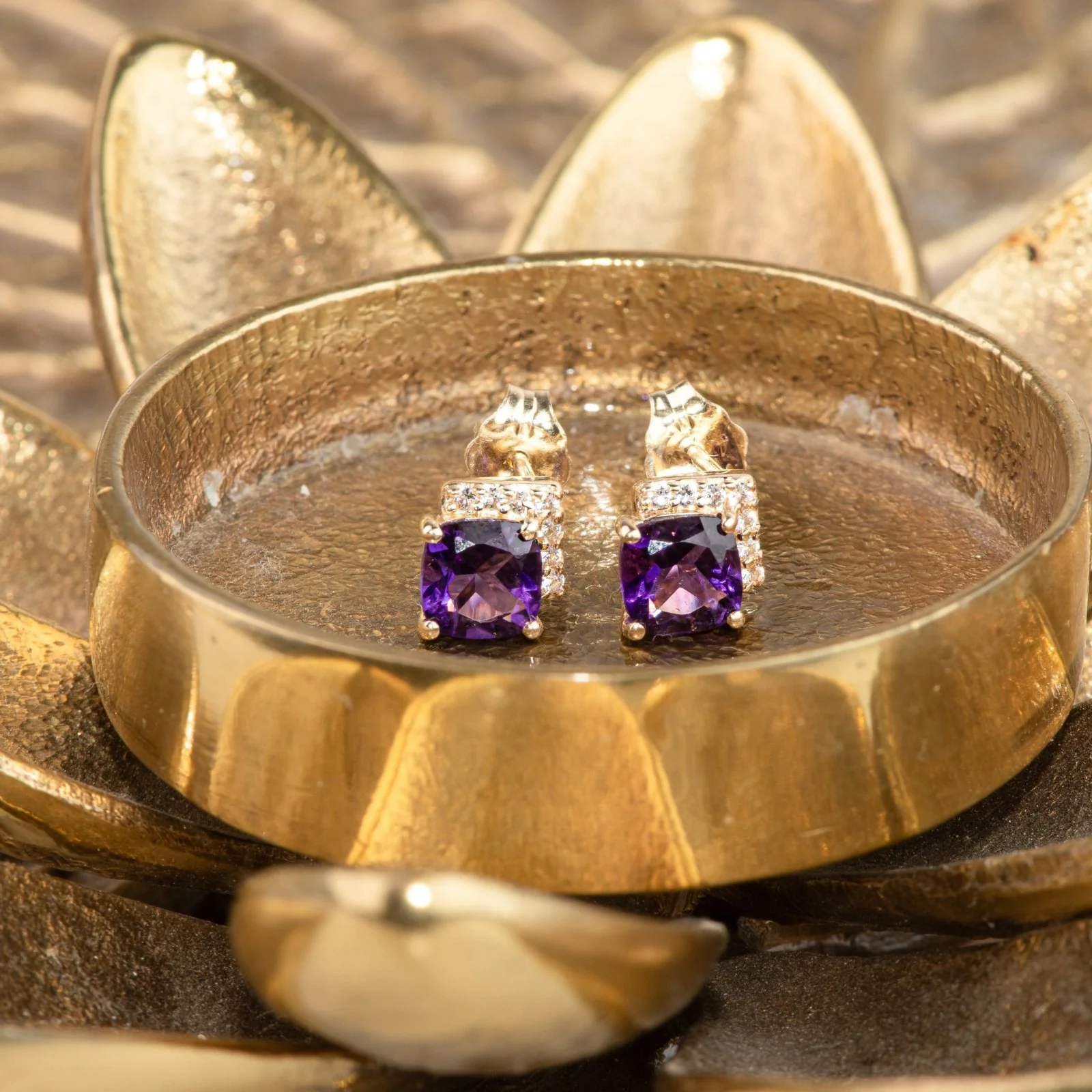 Yellow Gold Amethyst Sapphire Pavé Earring - Image 5