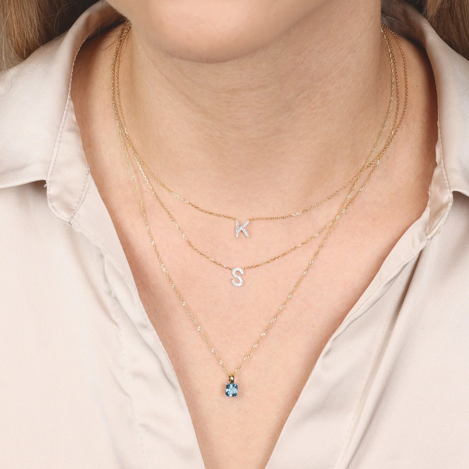 White Gold Cushion Blue Topaz Pendant Necklace - Image 2