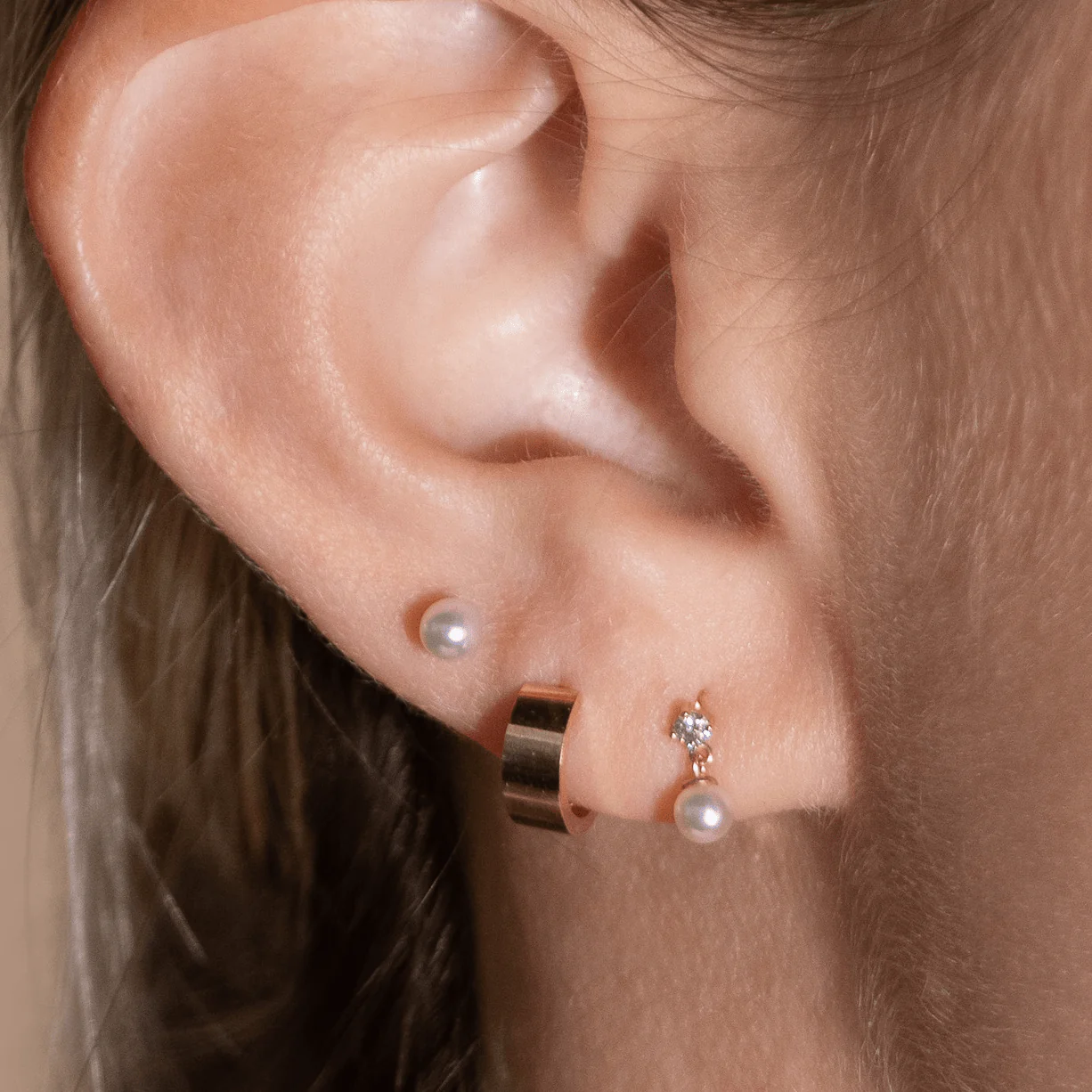Yellow Gold Diamond Pearl Drop Flat Back Earring - Image 12
