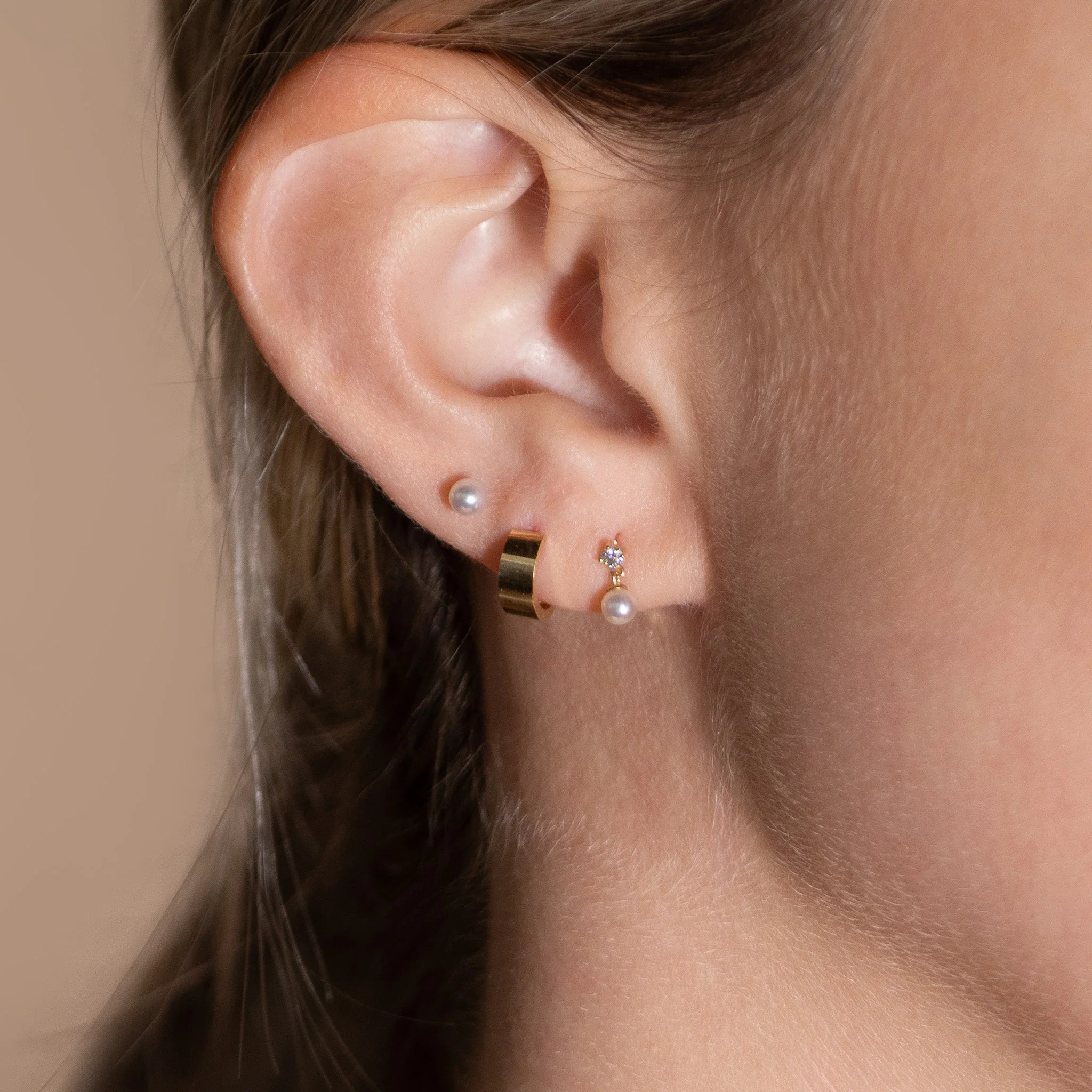 Yellow Gold Diamond Pearl Drop Flat Back Earring - Image 6