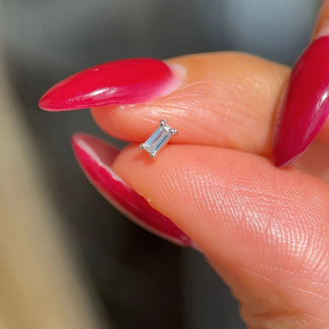 White Gold Diamond Baguette Cut Flat Back Earring - Image 3