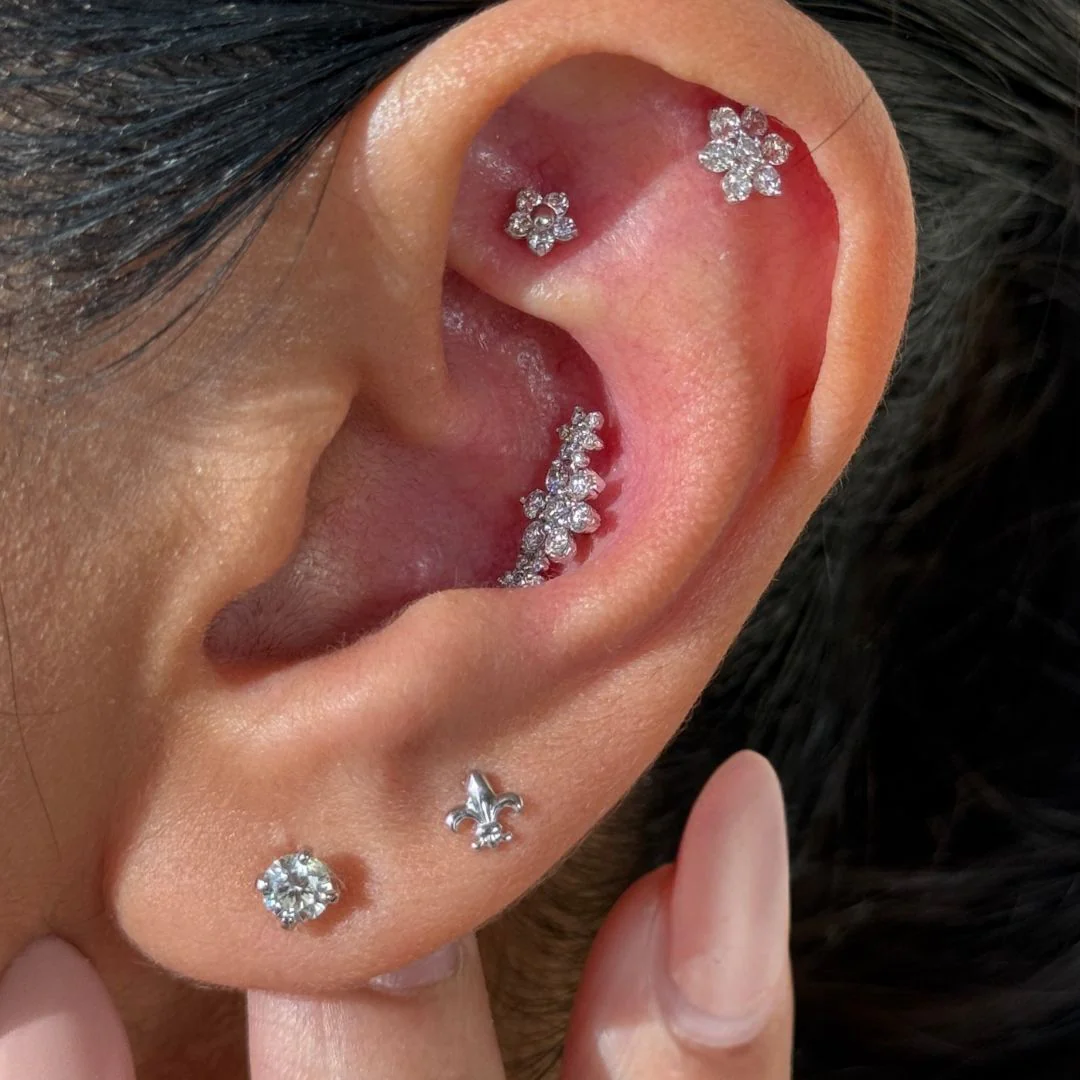 White Gold Diamond Threaded Flat Back Earring - Image 15