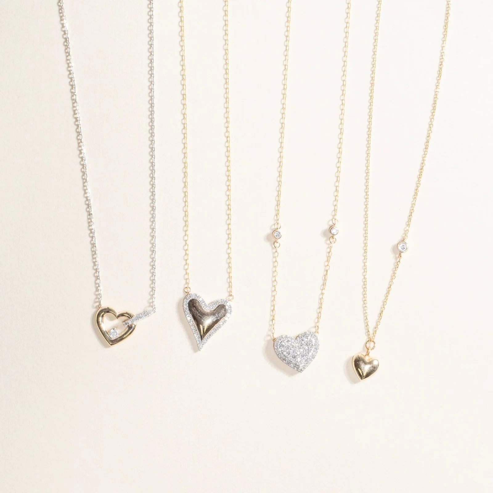 Yellow Gold Diamond Heart Pendant Necklace - Image 4