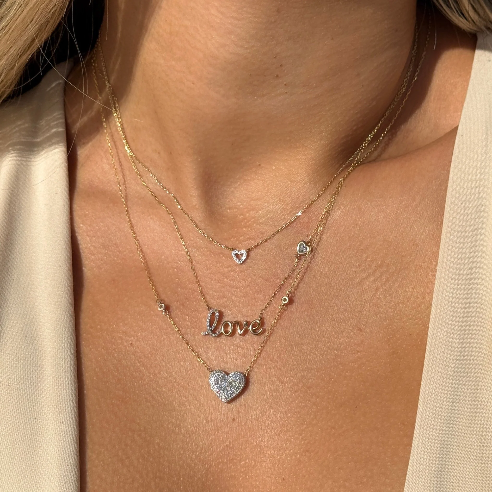 Rose Gold Diamond Heart Station Necklace - Image 4