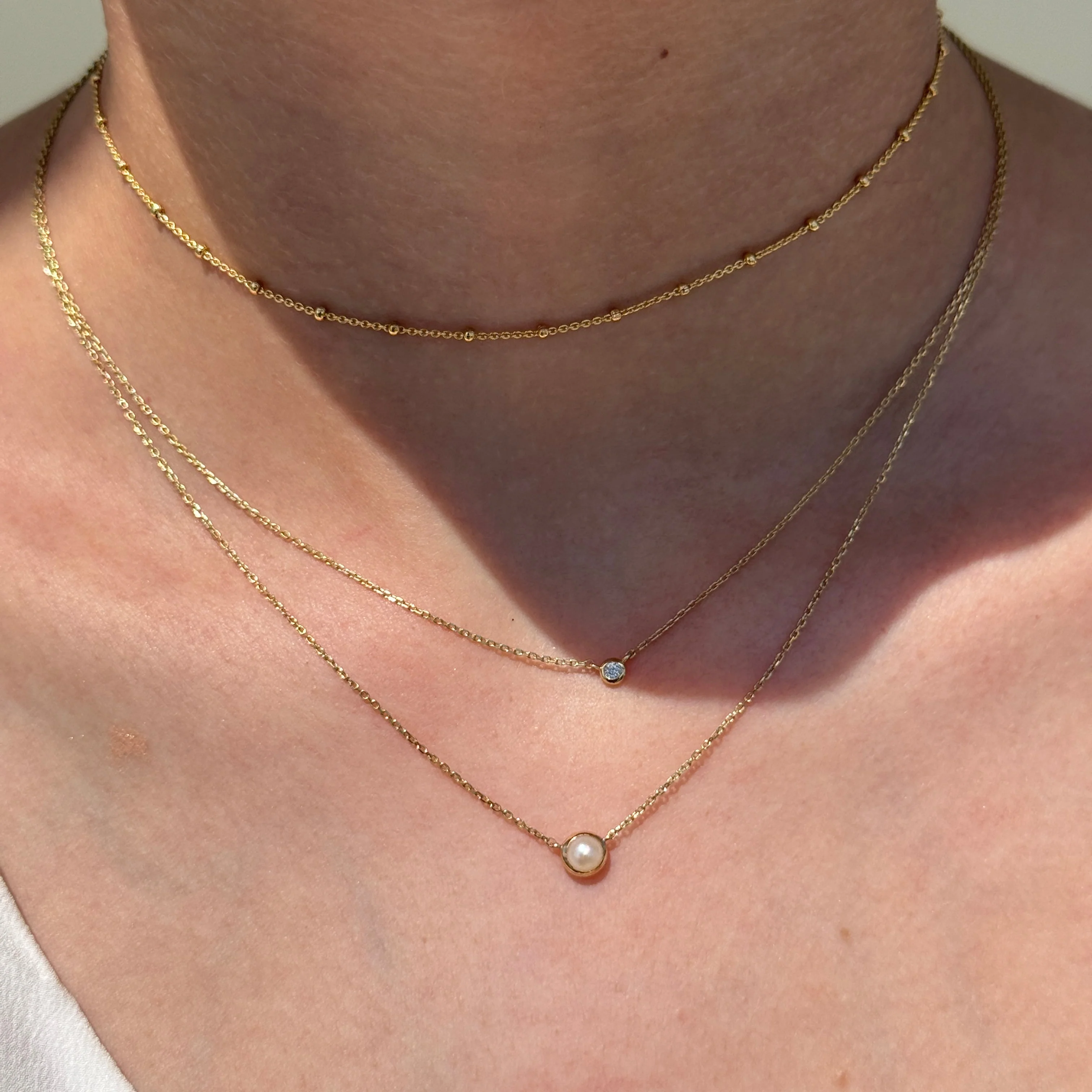 Yellow Gold Freshwater Pearl Bezel Station Necklace - Image 5
