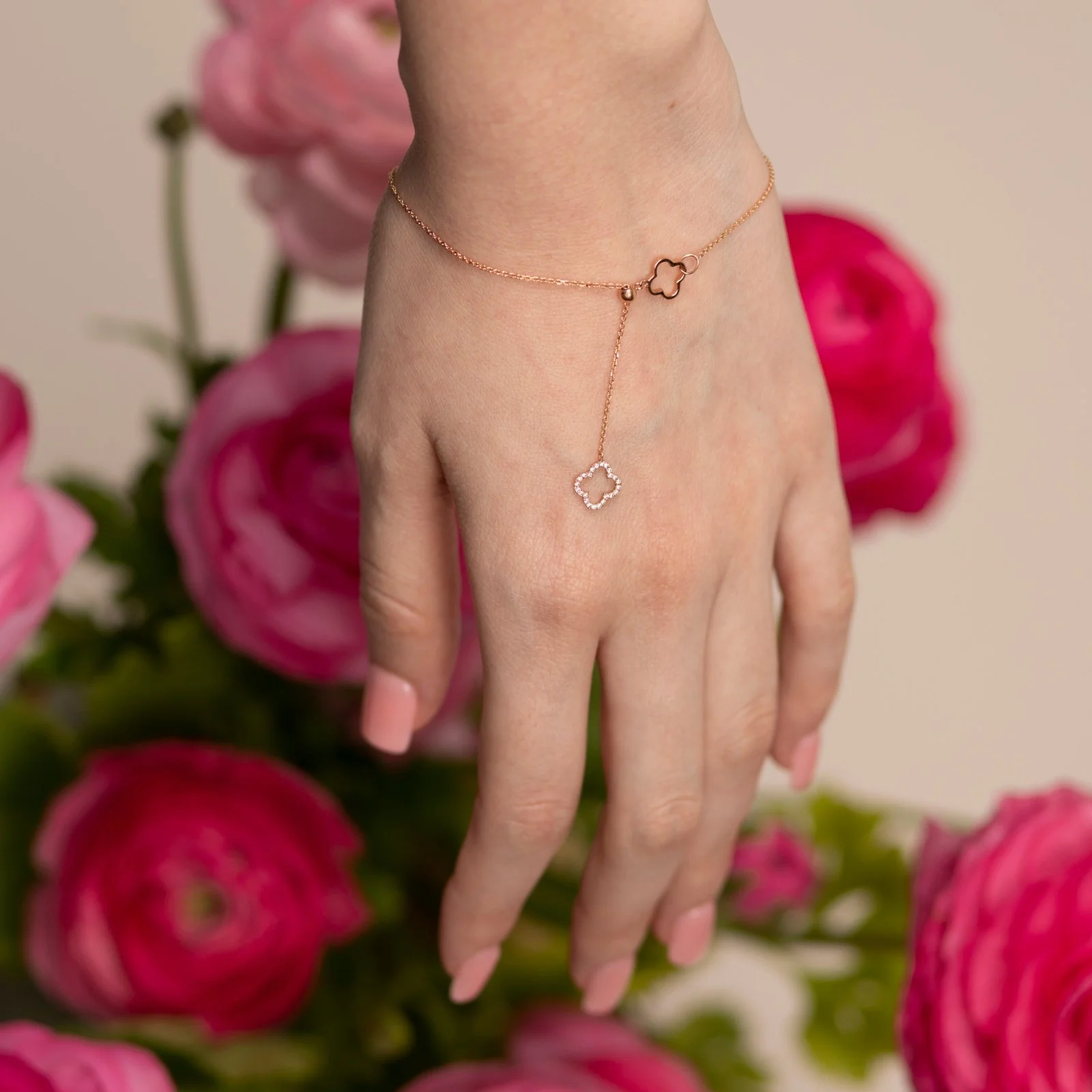 Diamond Clover Lariat Bolo Bracelet in Solid 14k Yellow Gold - Image 3