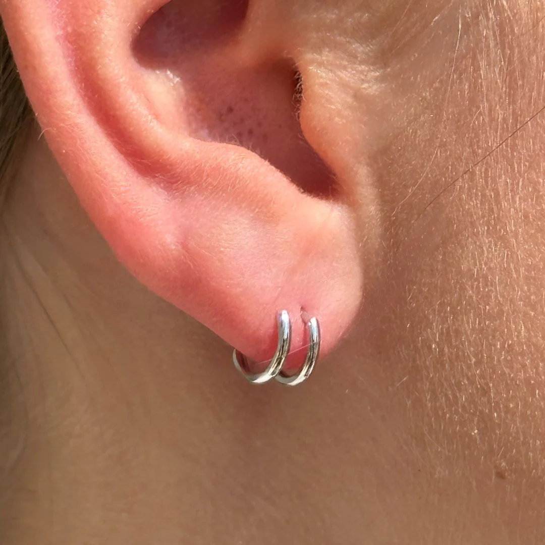 White Gold Double Hoop Illusion Ear Cuff - Image 2