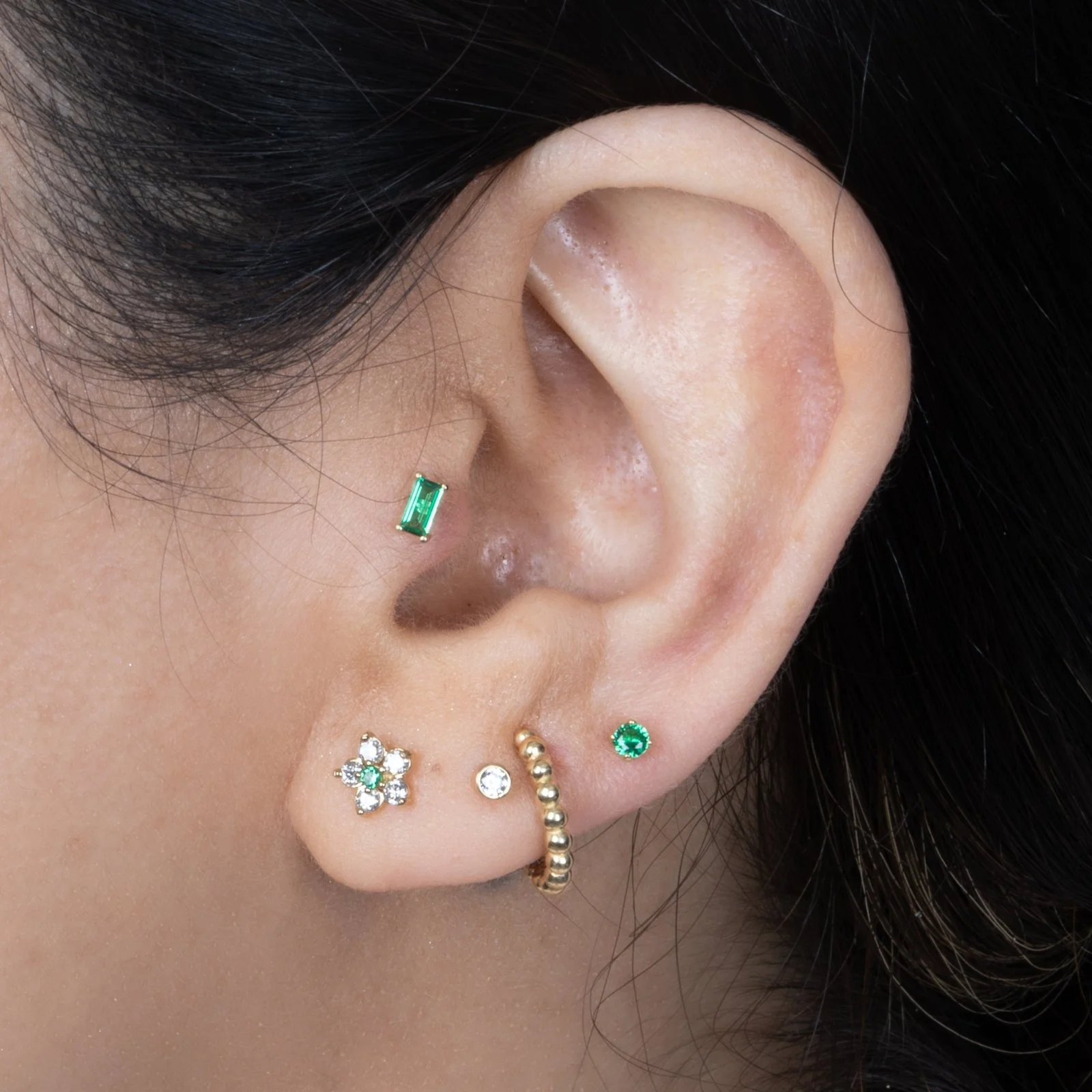 Yellow Gold Emerald Baguette Flat Back Earring - Image 3