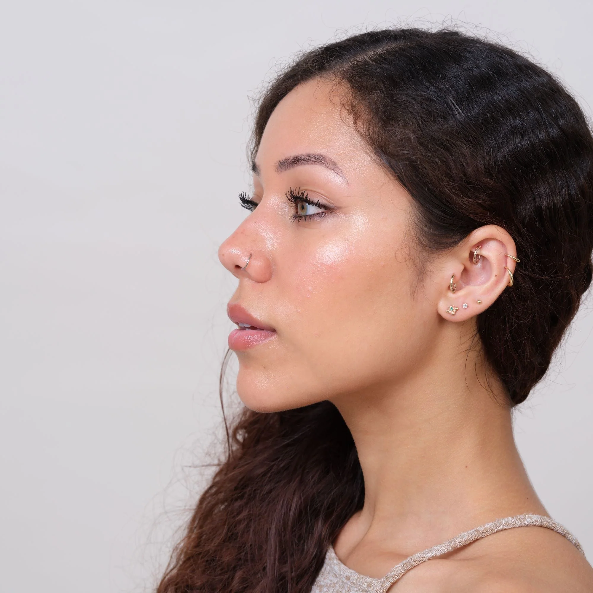 Rose Gold Emerald Bee Flat Back Threaded Stud Earring - Image 4