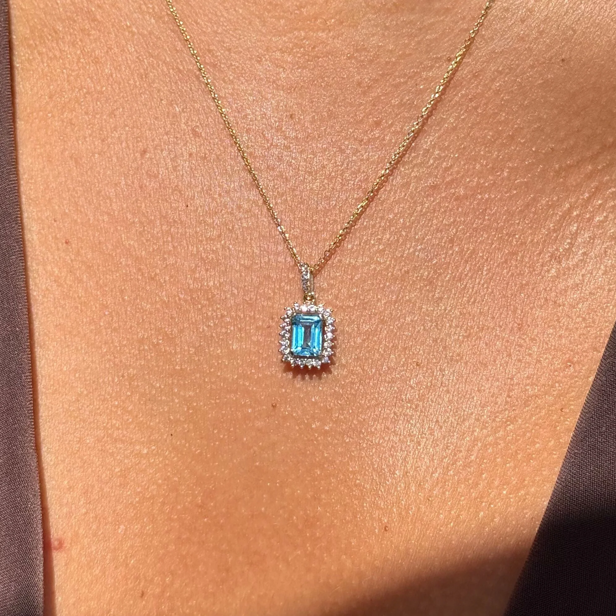 Solid 10K Yellow Gold Aquamarine Sapphire Halo Pendant - Image 10