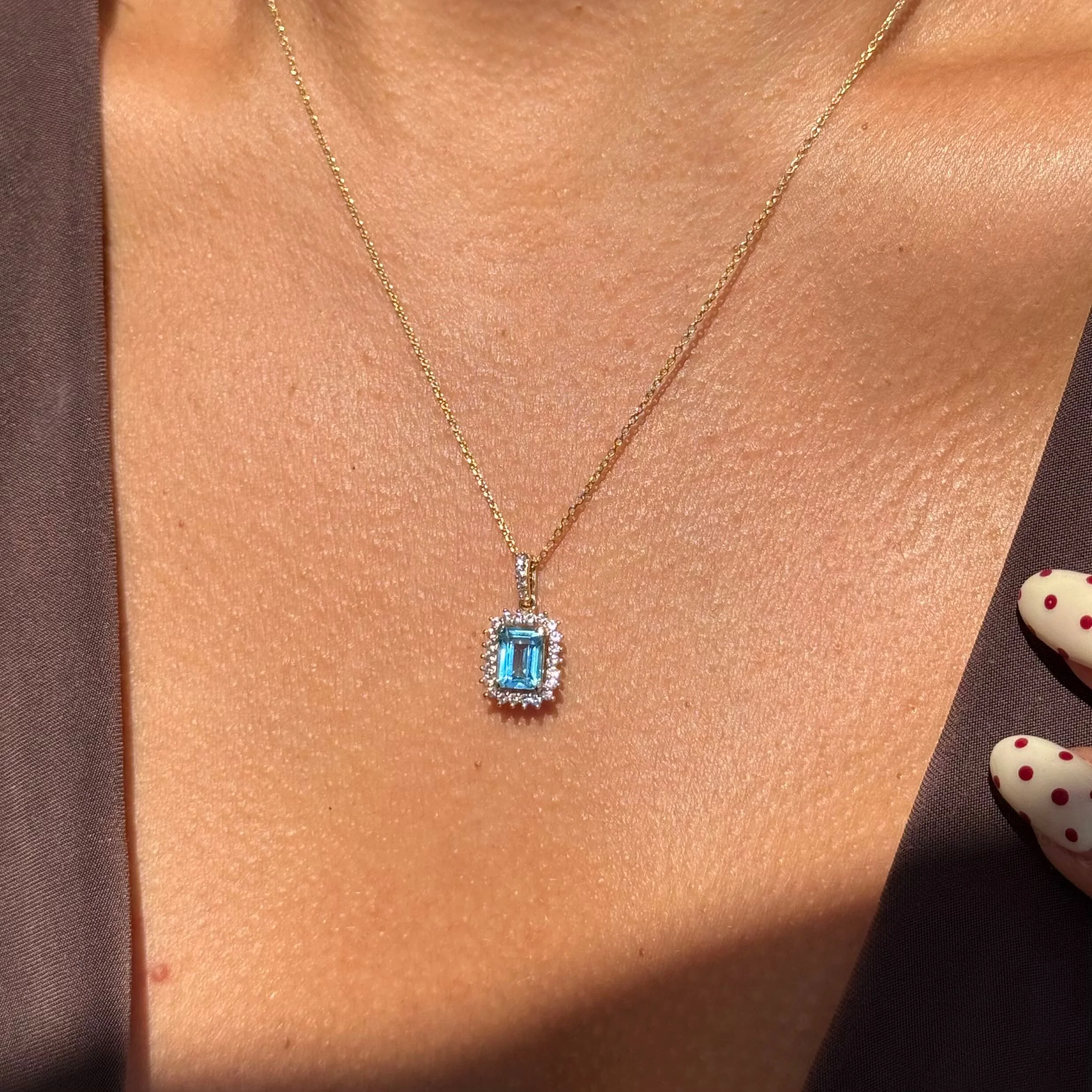 Solid 10K Yellow Gold Aquamarine Sapphire Halo Pendant - Image 8