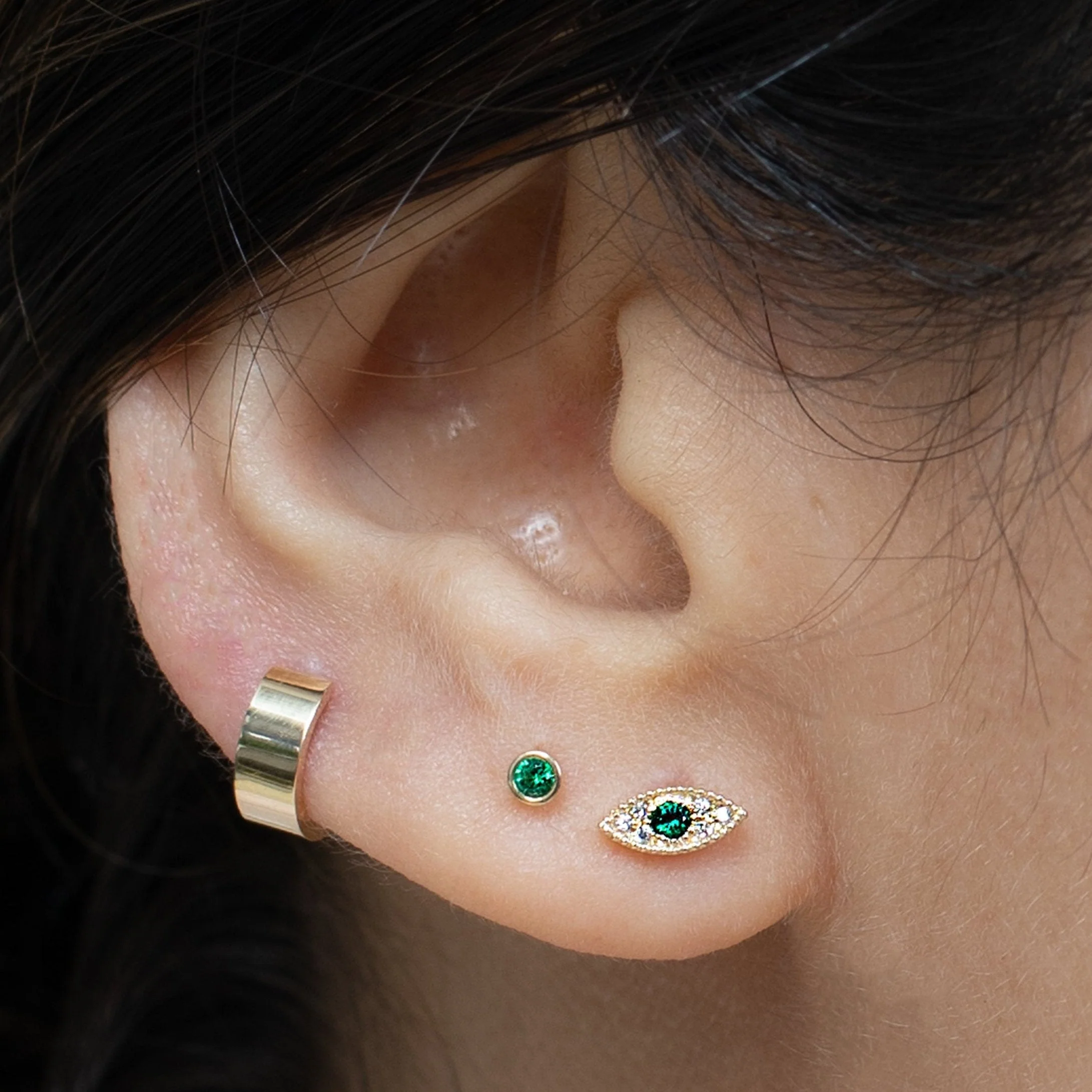 Yellow Gold Emerald Evil Eye Flat Back Stud Earring - Image 2