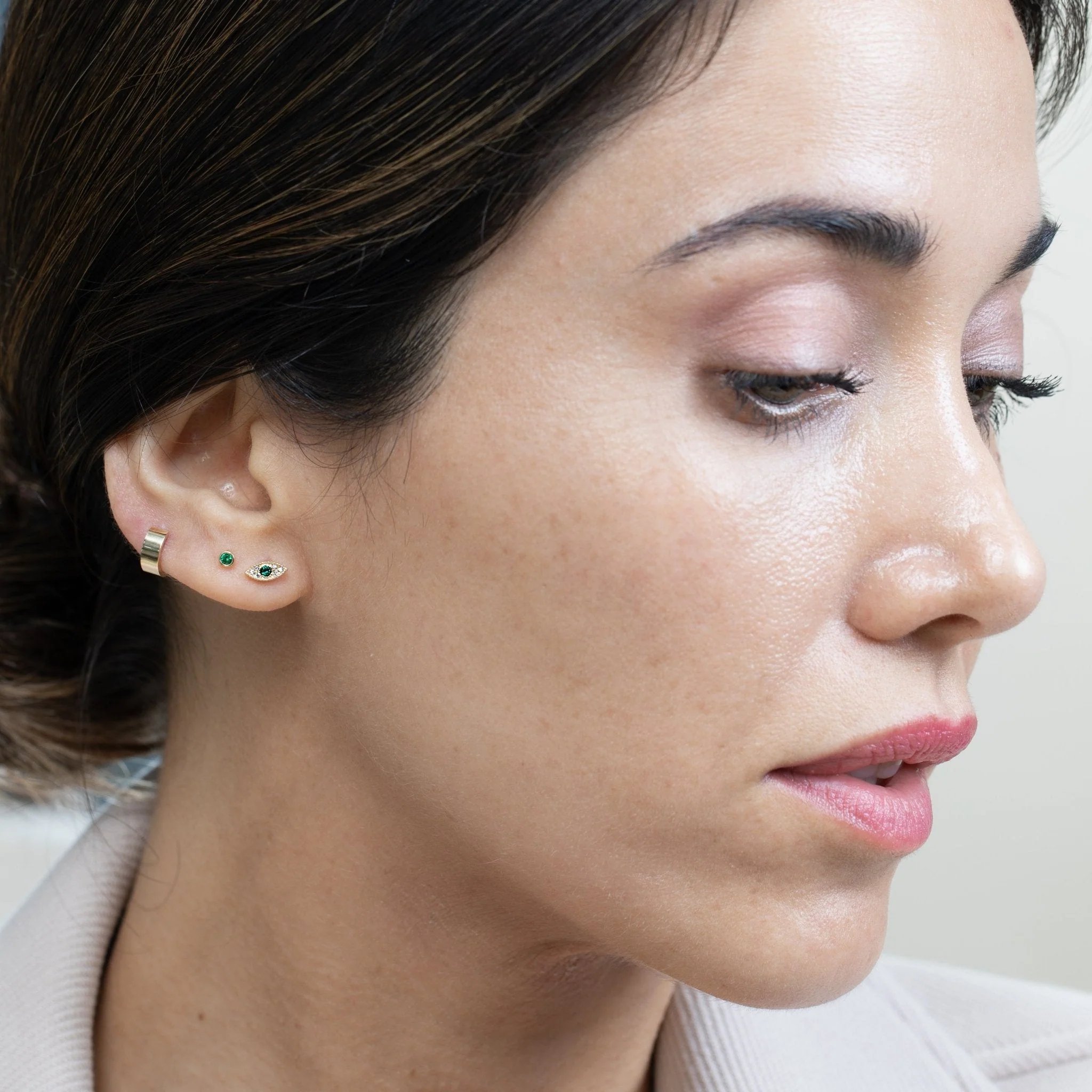 Yellow Gold Emerald Evil Eye Flat Back Stud Earring - Image 3