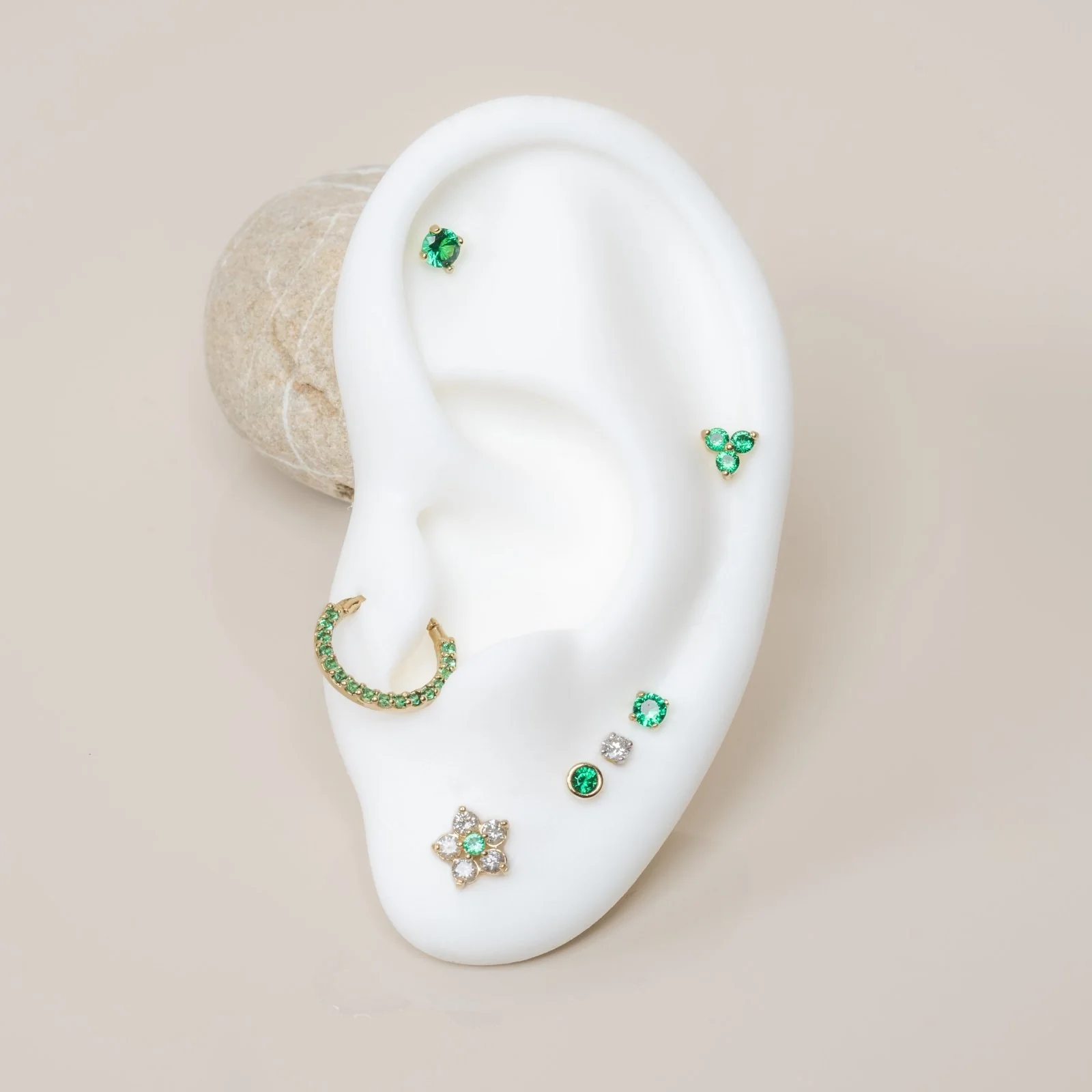 Yellow Gold Emerald Flat Back Threaded Stud Earring - Image 8