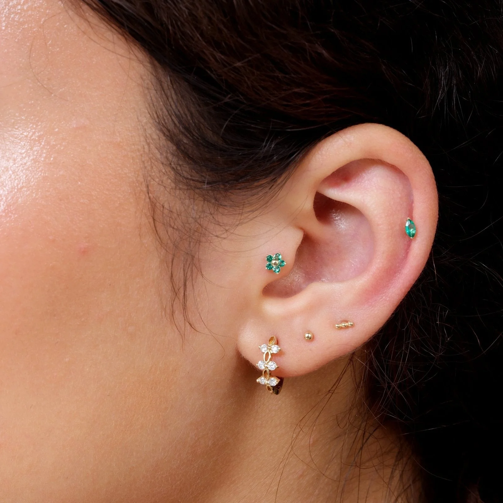 Yellow Gold Emerald Flower Threaded Flat Back Earring - Image 6