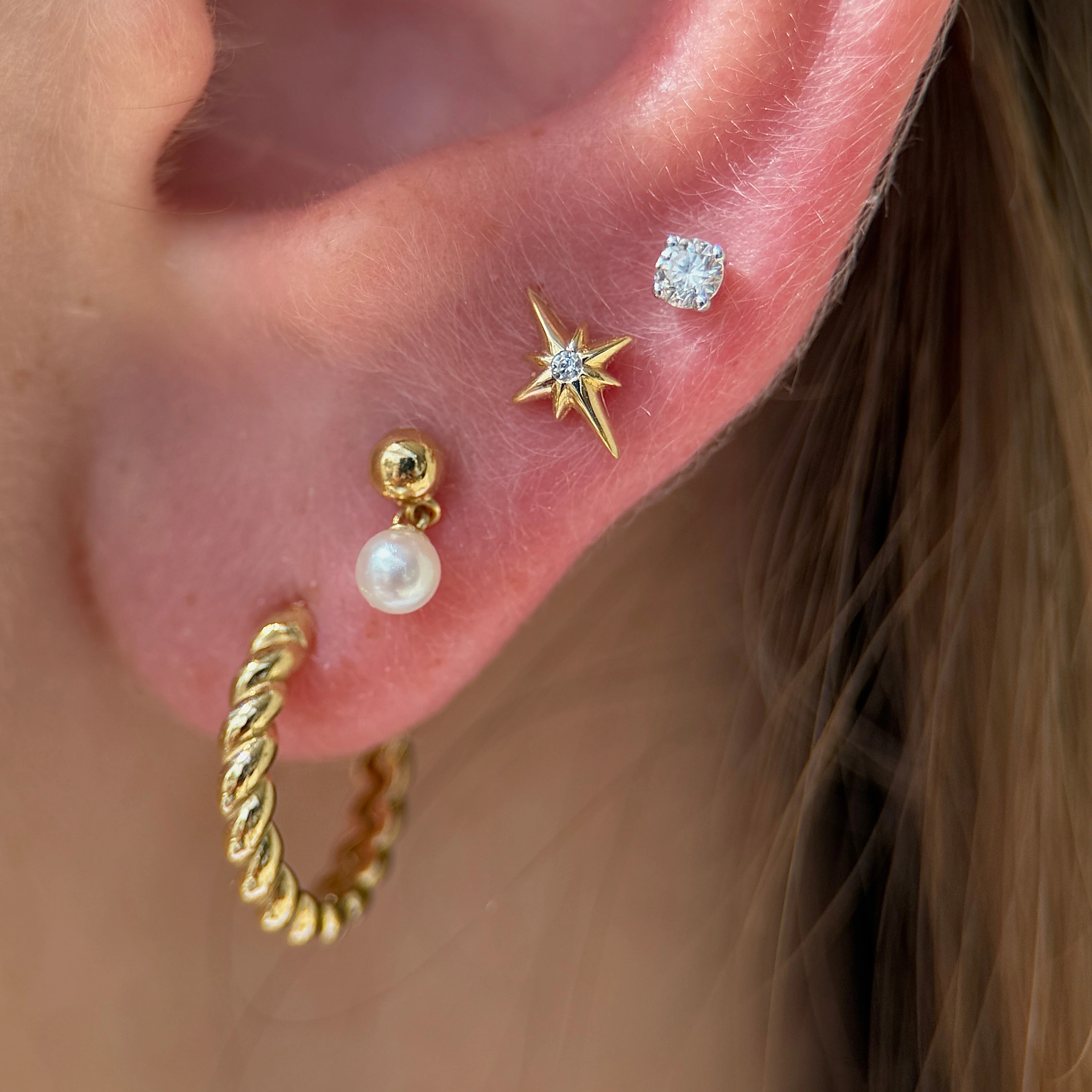 Yellow Gold Pearl Drop Threaded Flat Back Earring - Image 5