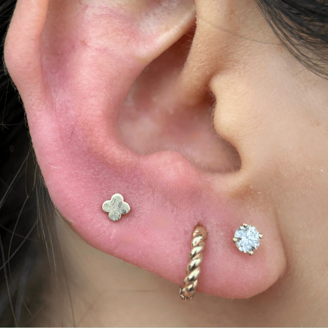 Yellow Gold Clover Flat Back Threaded Stud Earring - Image 4