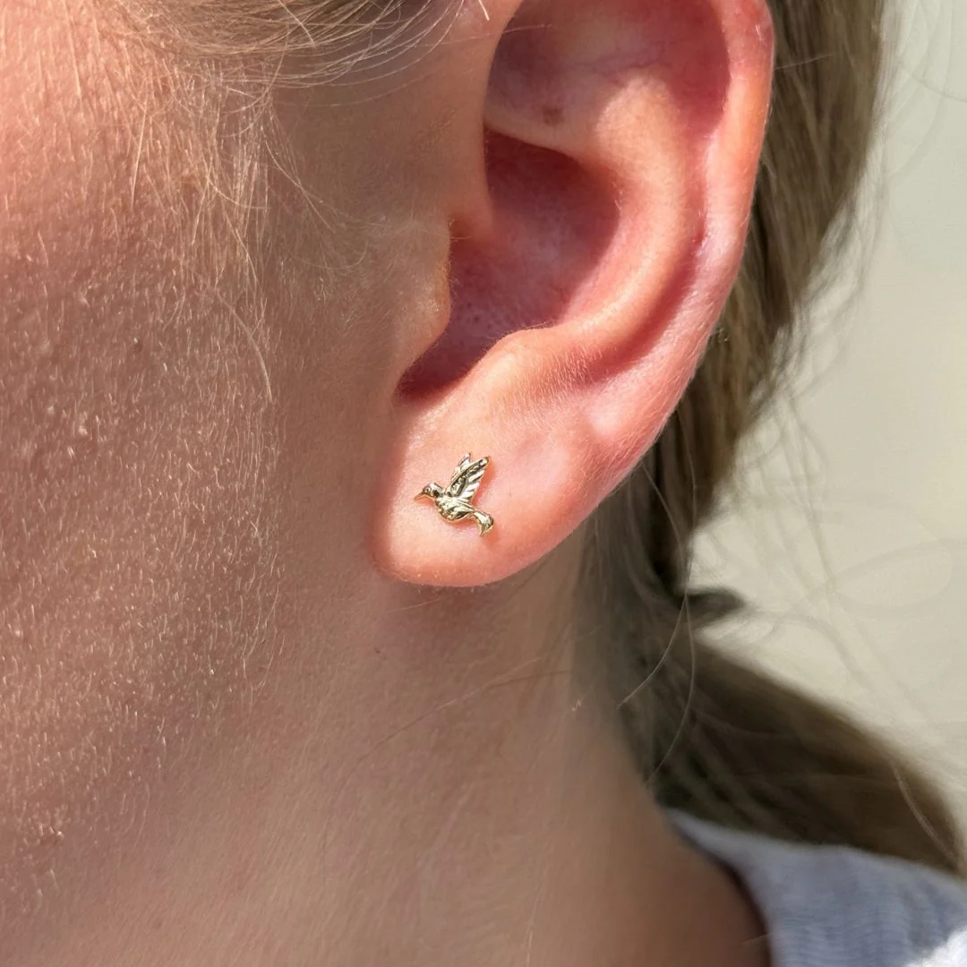 Yellow Gold Hummingbird Threaded Flat Back Earring - Image 4