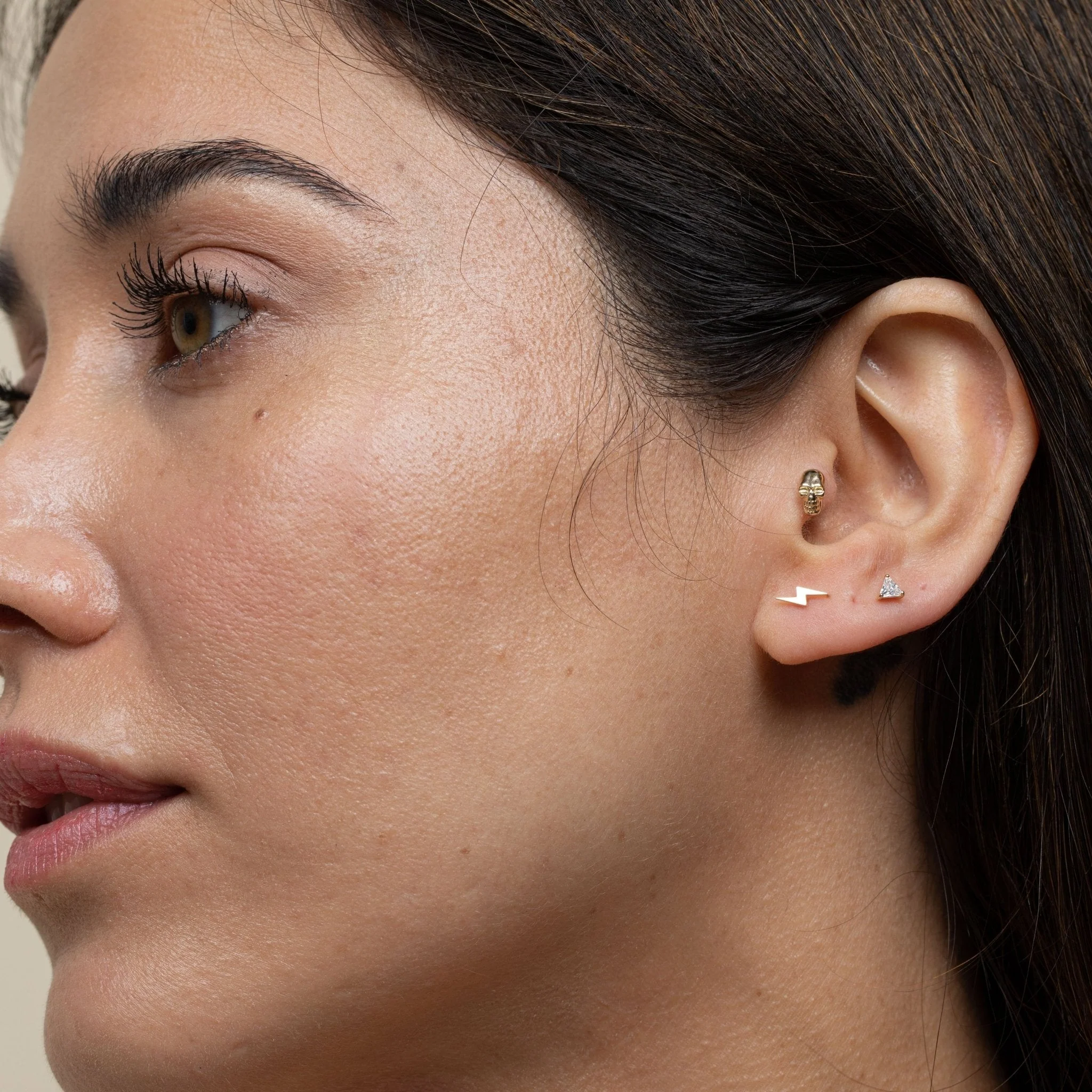 White Gold Lightning Bolt Threaded Flat Back Earring - Image 2