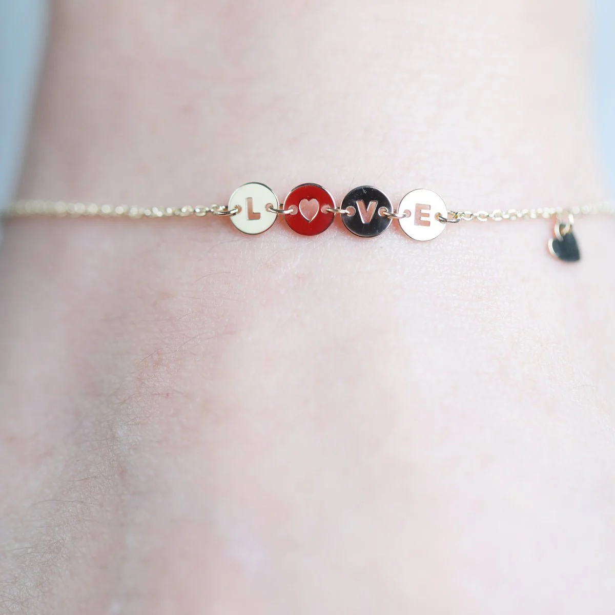 Love Disc Chain Bracelet Gold in Solid 14k Yellow Gold - Image 3
