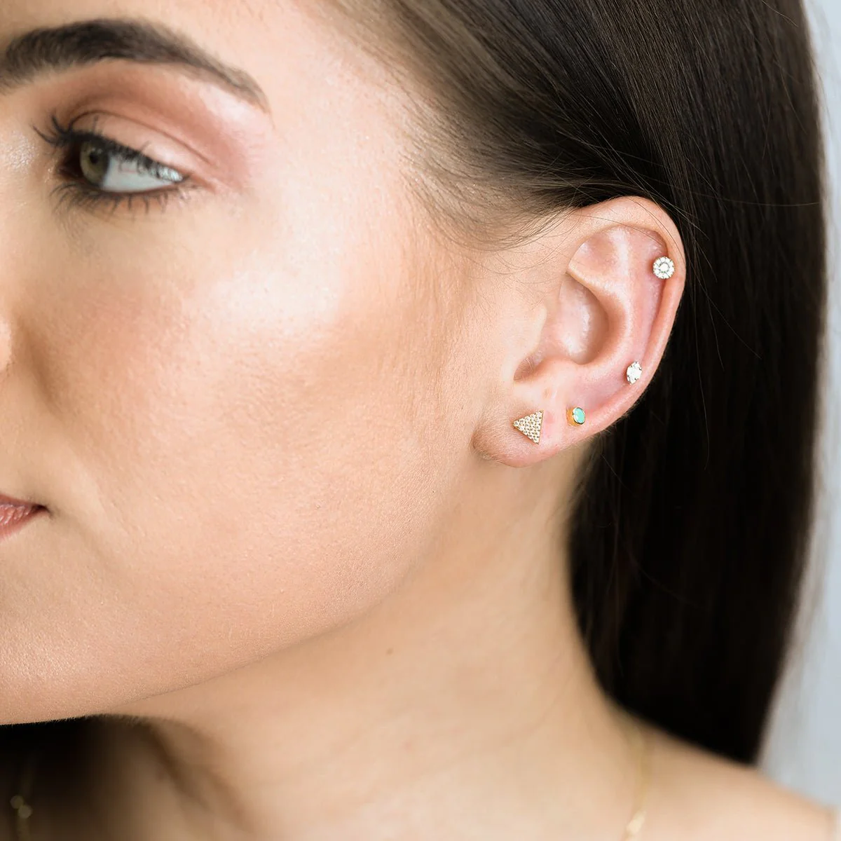Yellow Gold Marquise Baguette Screw Back Stud - Image 4