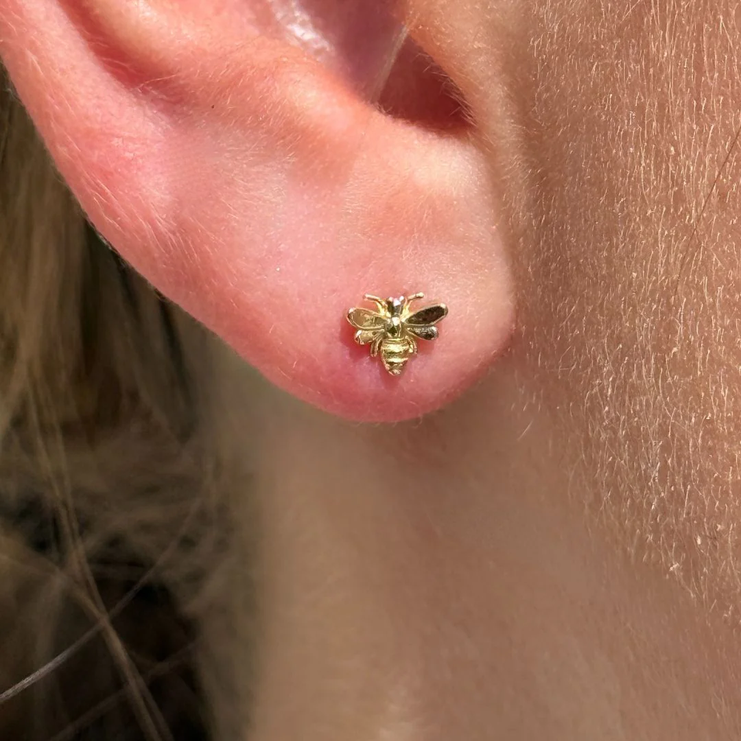 Yellow Gold Bee Flat Back Threaded Stud Earring - Image 11
