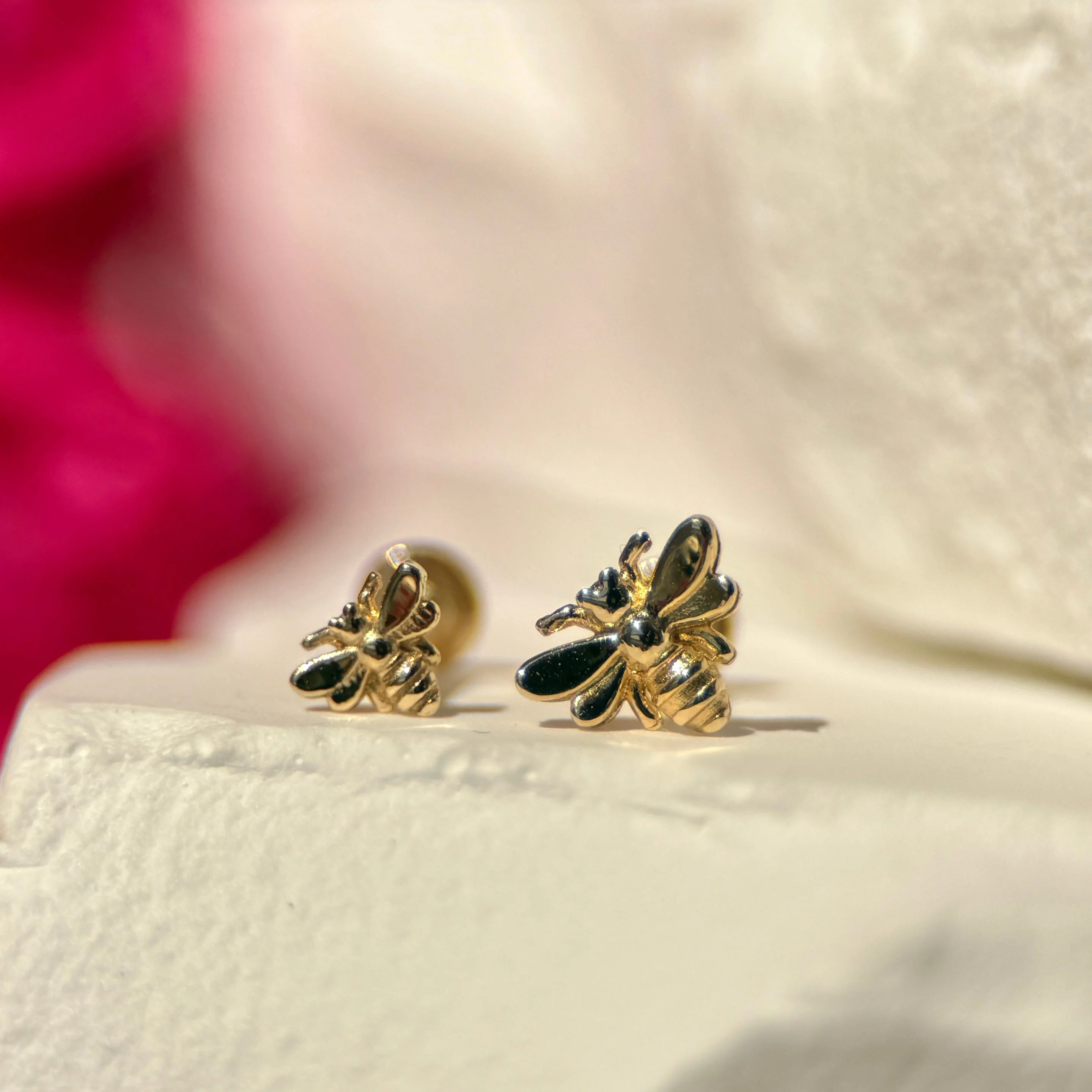 Yellow Gold Bee Flat Back Threaded Stud Earring - Image 5