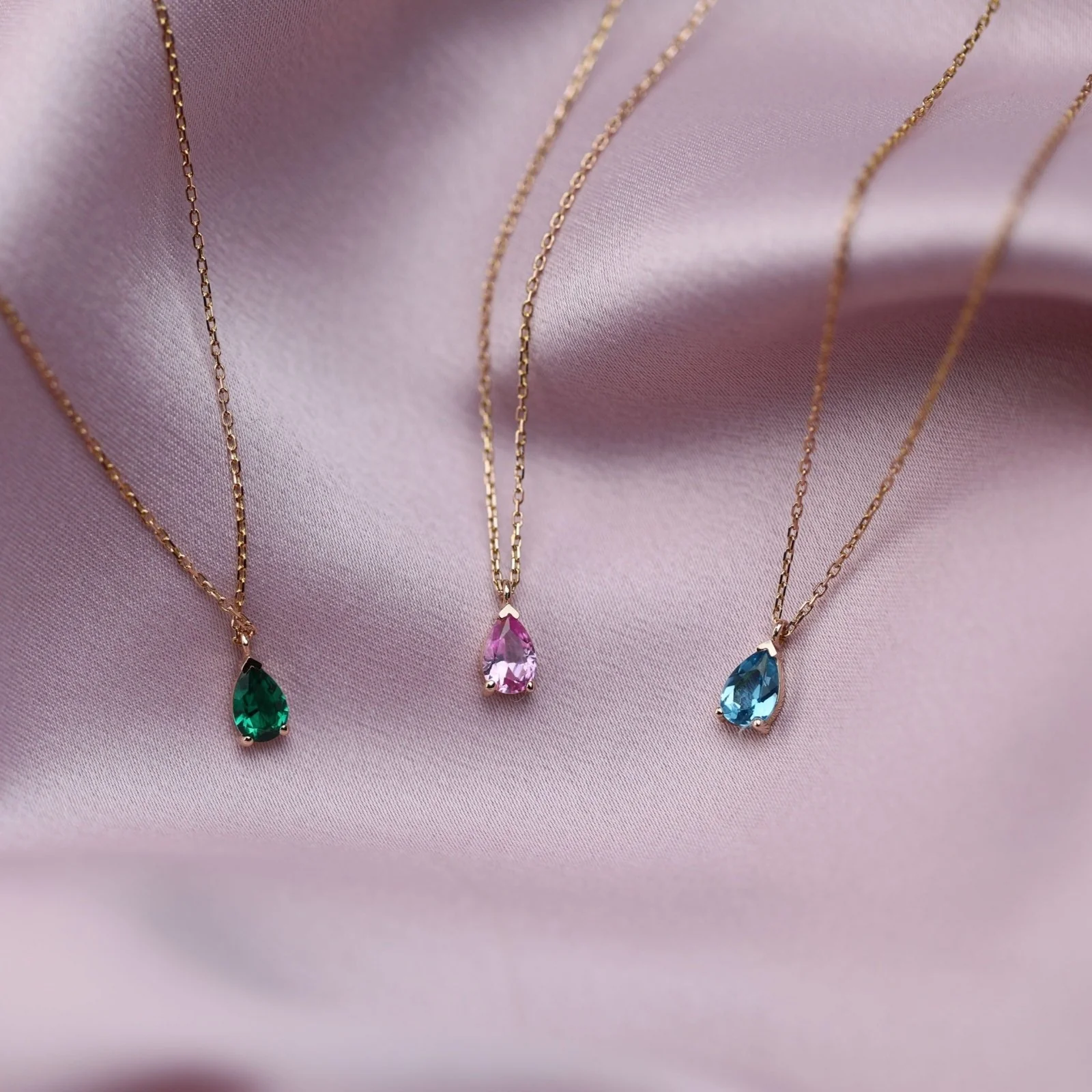 Yellow Gold Pear Pink Topaz Pendant Necklace - Image 6