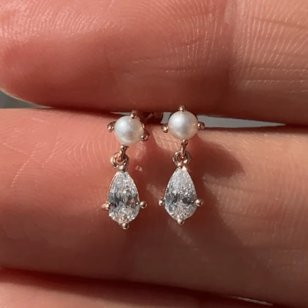 White Gold Pearl & Marquise Drop Flat Back Earring - Image 6