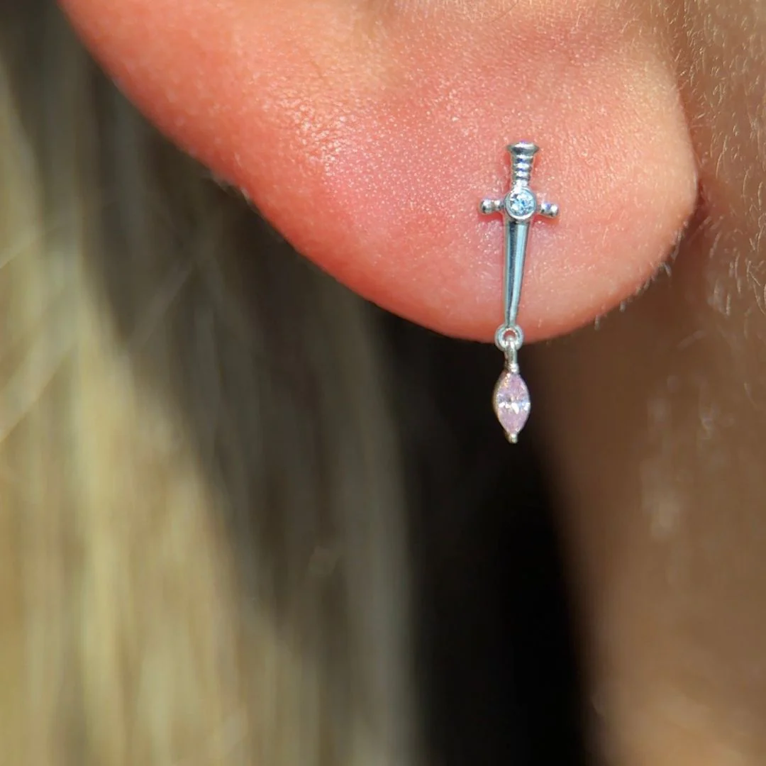 White Gold Pink Marquise Dagger Flat Back Earring - Image 3