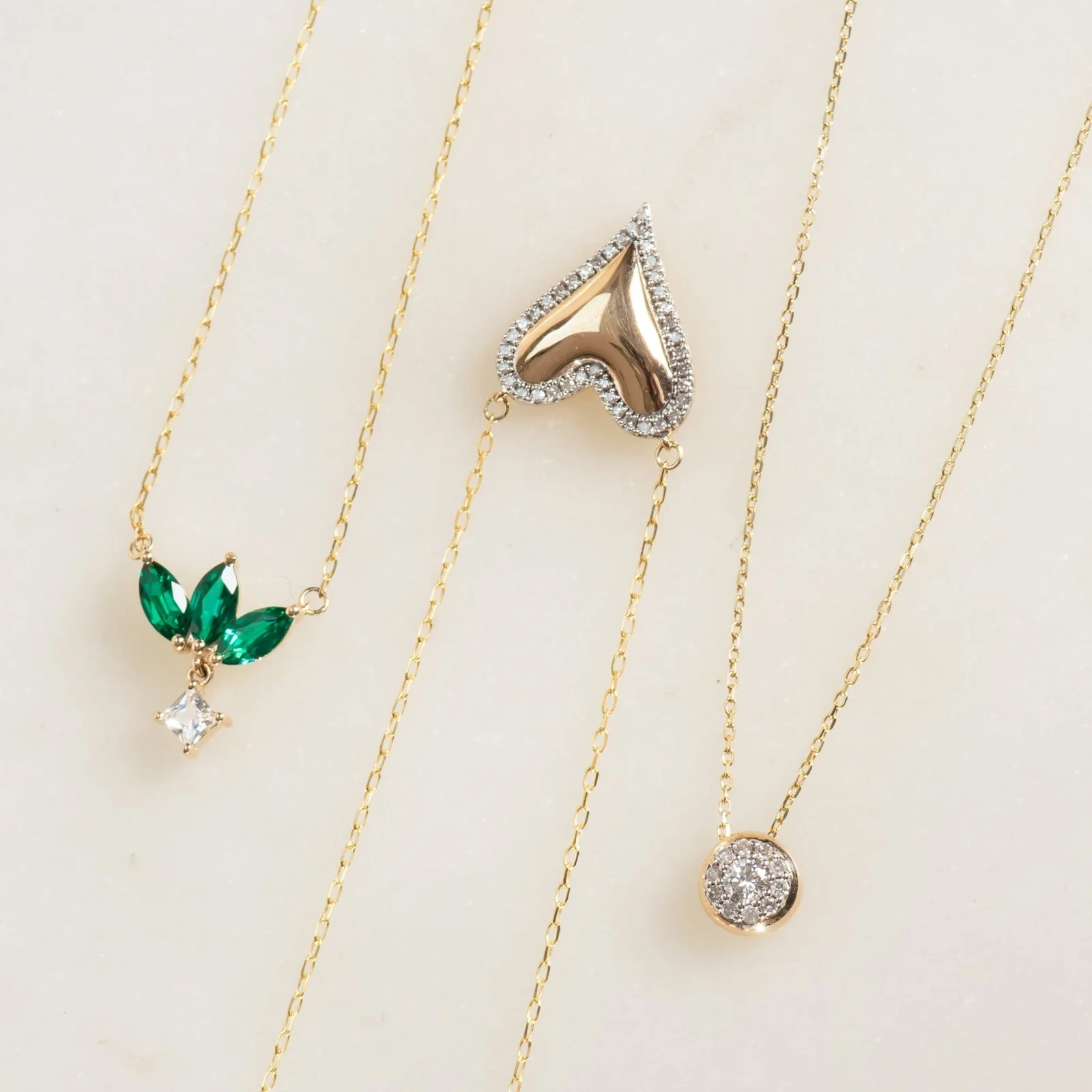 Yellow Gold Round Diamond Illusion Necklace - Image 4