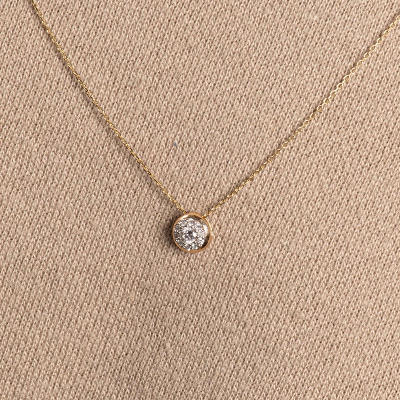 Yellow Gold Round Diamond Illusion Necklace - Image 6