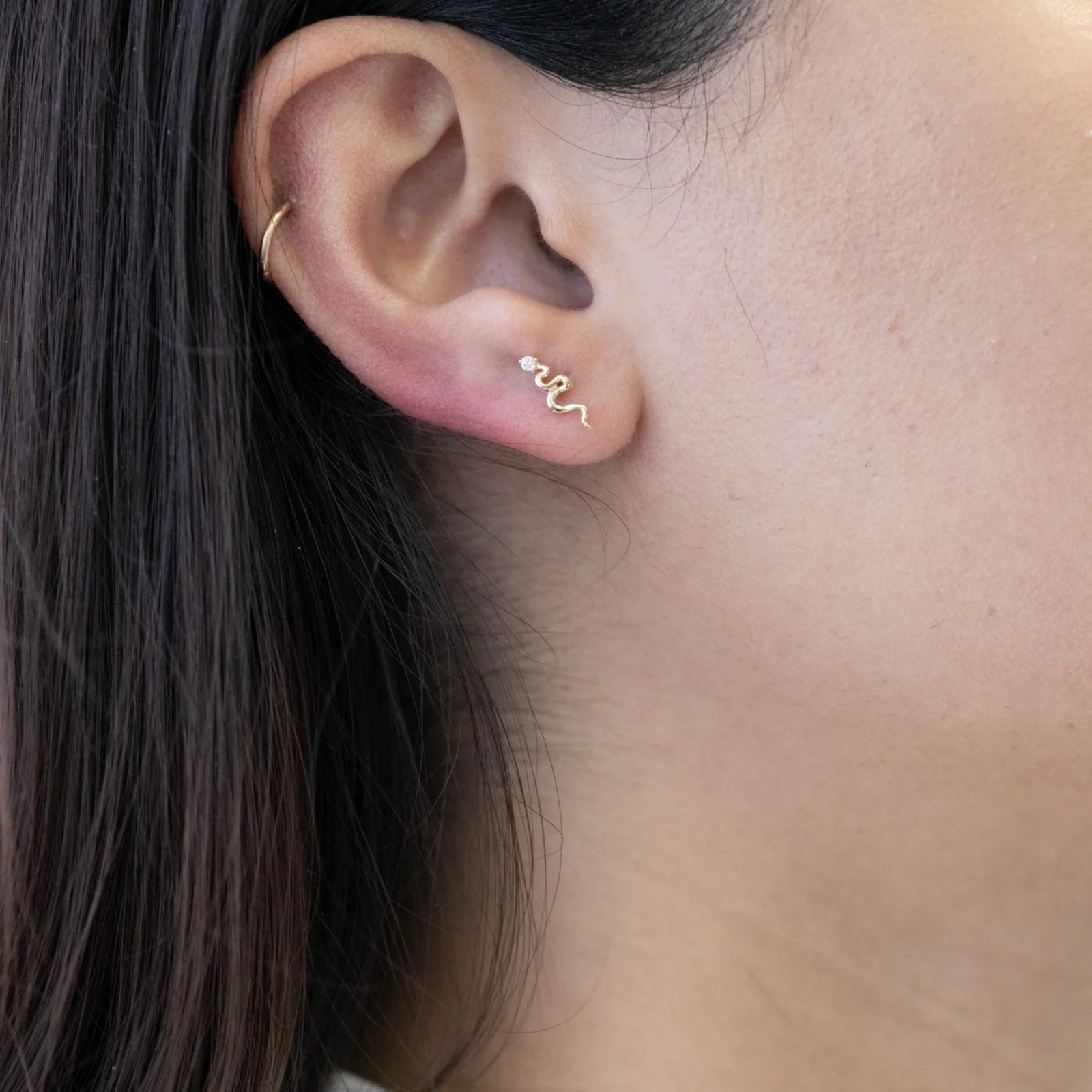 Yellow Gold Snake Stone Flat Back Threaded Stud Earring - Image 8