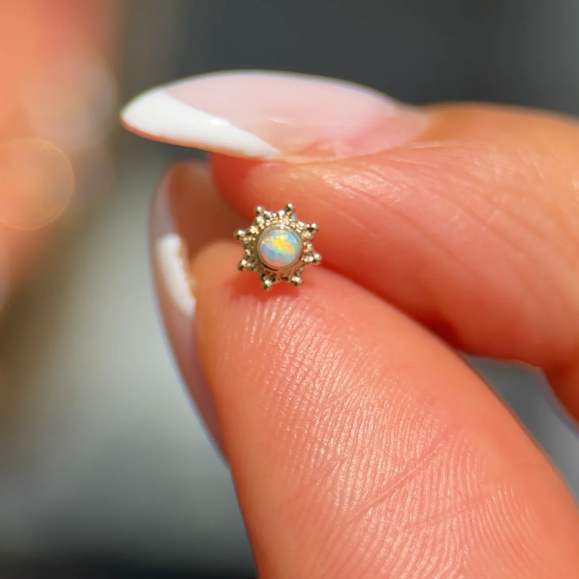 Yellow Gold Sunburst Opal Flat Back Earring - Image 2
