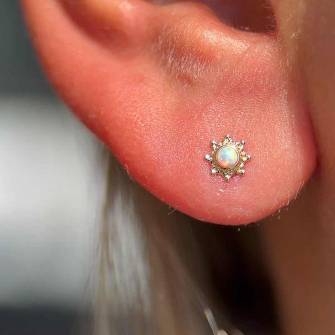 Yellow Gold Sunburst Opal Flat Back Earring - Image 3