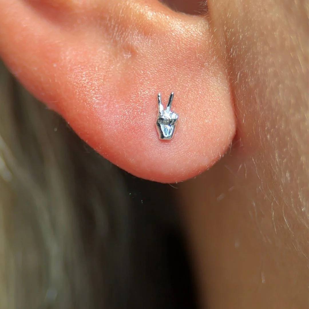 White Gold Peace Sign Flat Back Threaded Stud Earring - Image 4