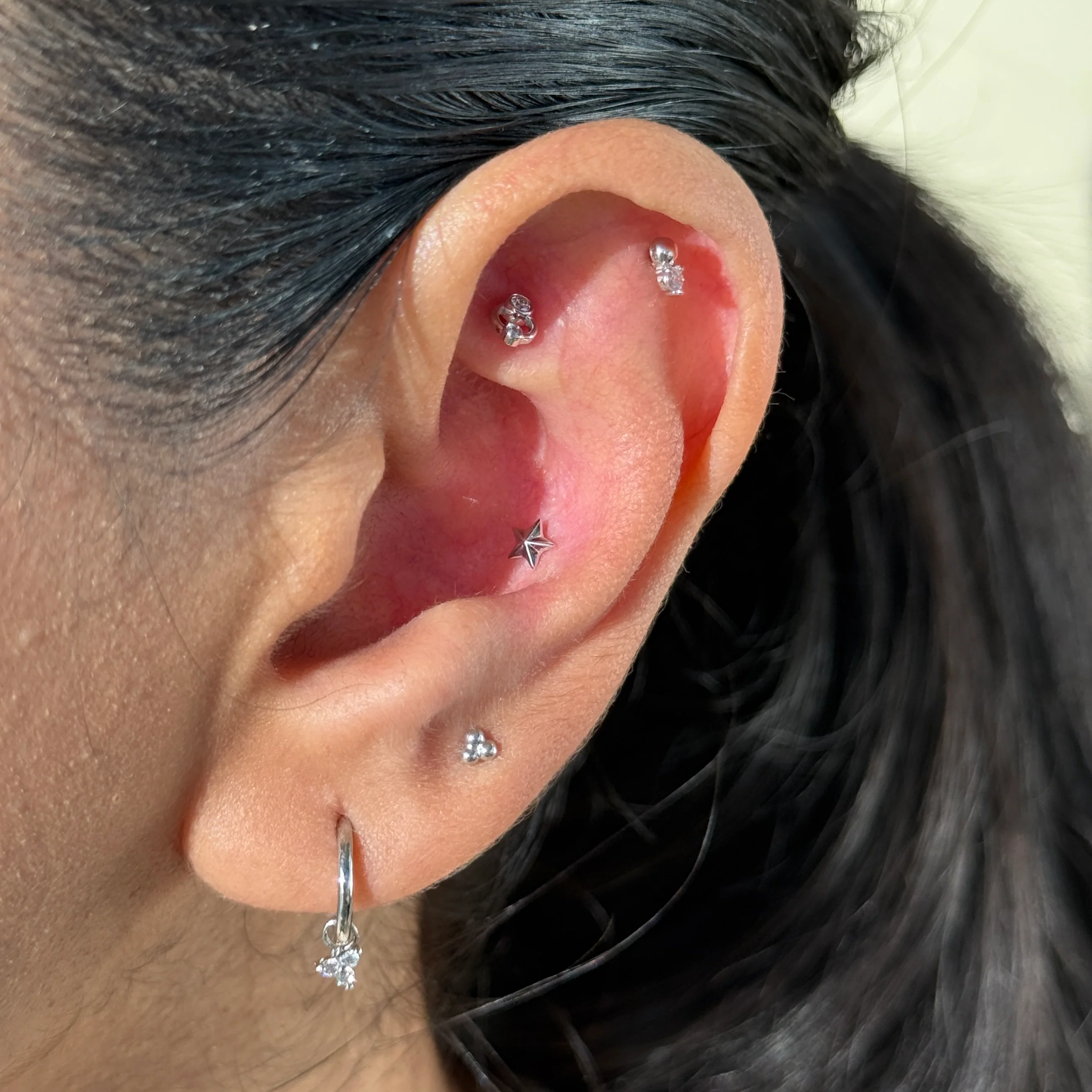 White Gold Star Flat Back Threaded Stud Earring - Image 2