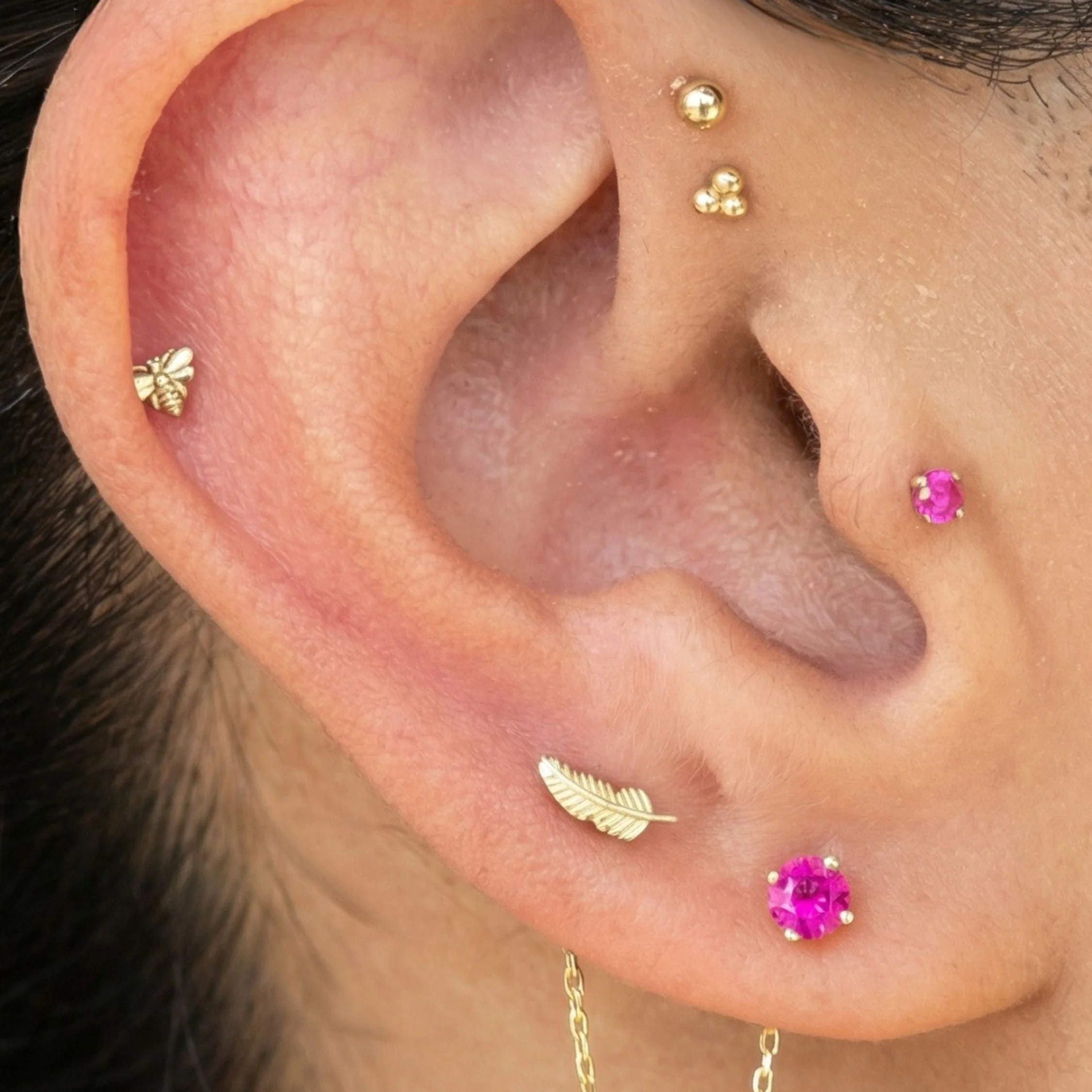 Yellow Gold Bee Flat Back Threaded Stud Earring - Image 3