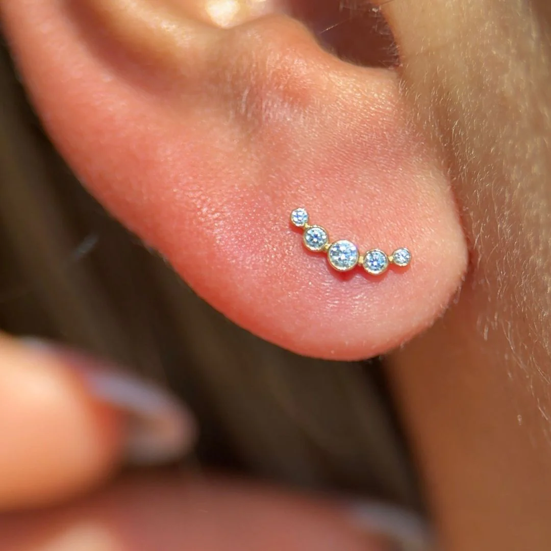 Yellow Gold CZ Stone Ear Crawler Flat Back Earring - Image 5