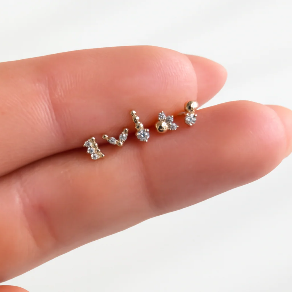 Yellow Gold Chevron Flat Back Stone Stud Earring - Image 7