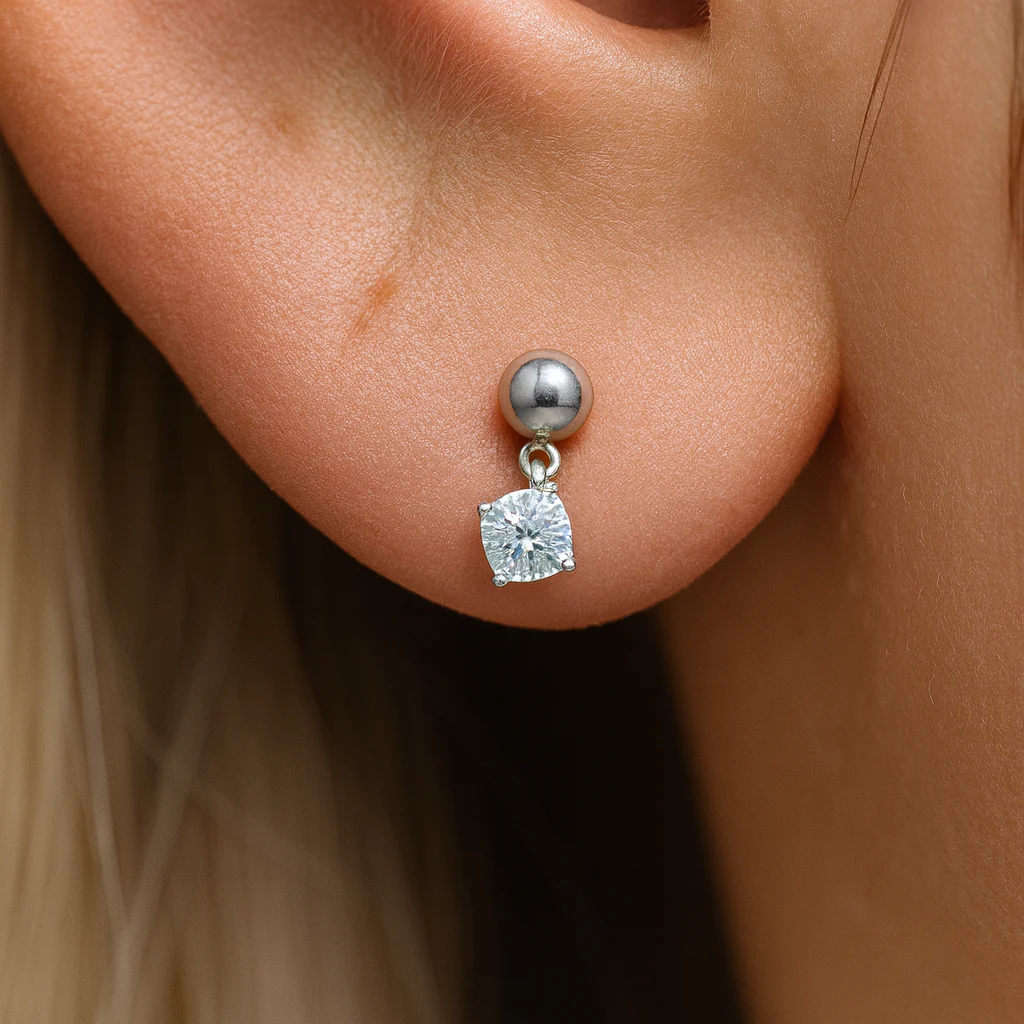 White Gold Solitaire Diamond Drop Flat Back Earring - Image 2