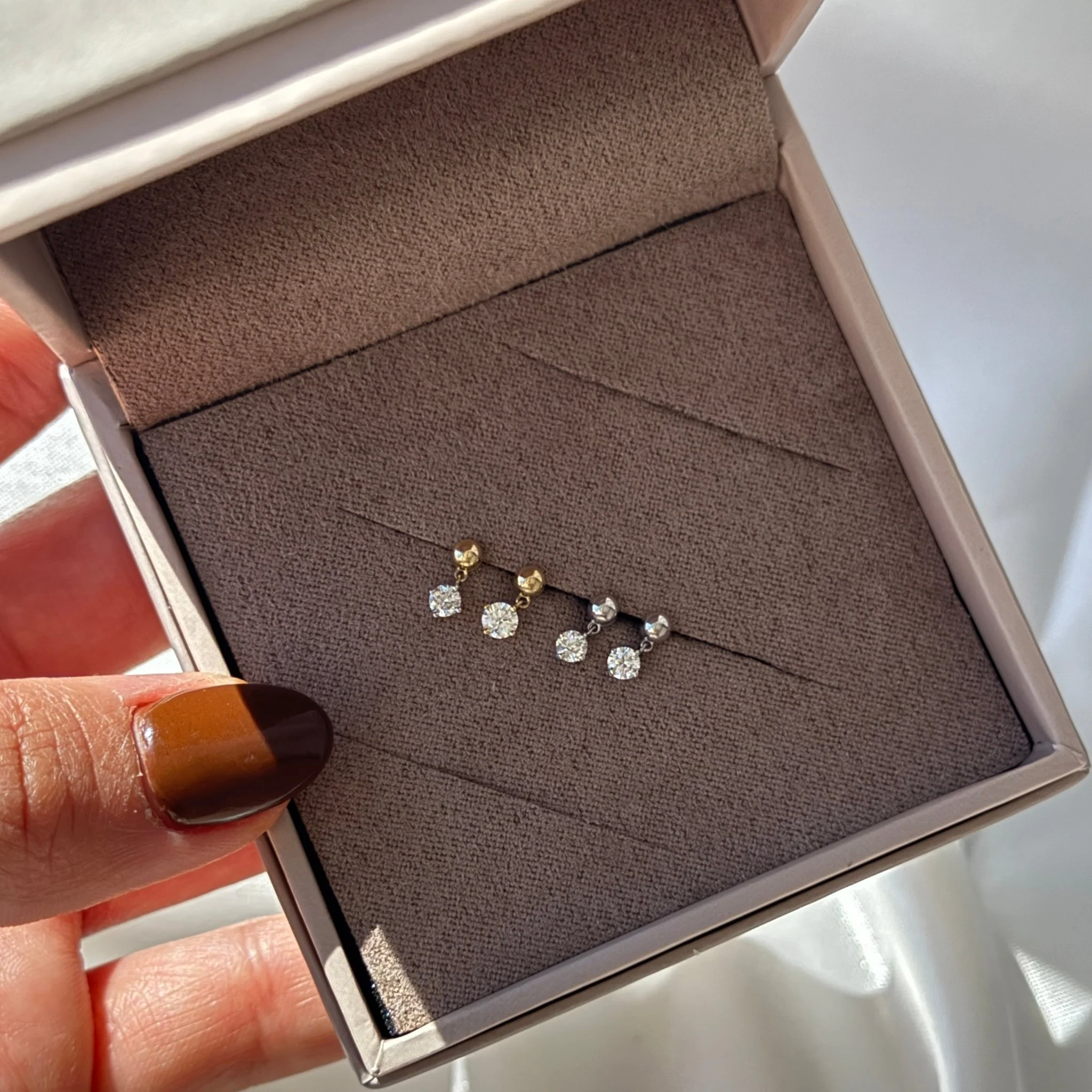 White Gold Solitaire Diamond Drop Flat Back Earring - Image 3
