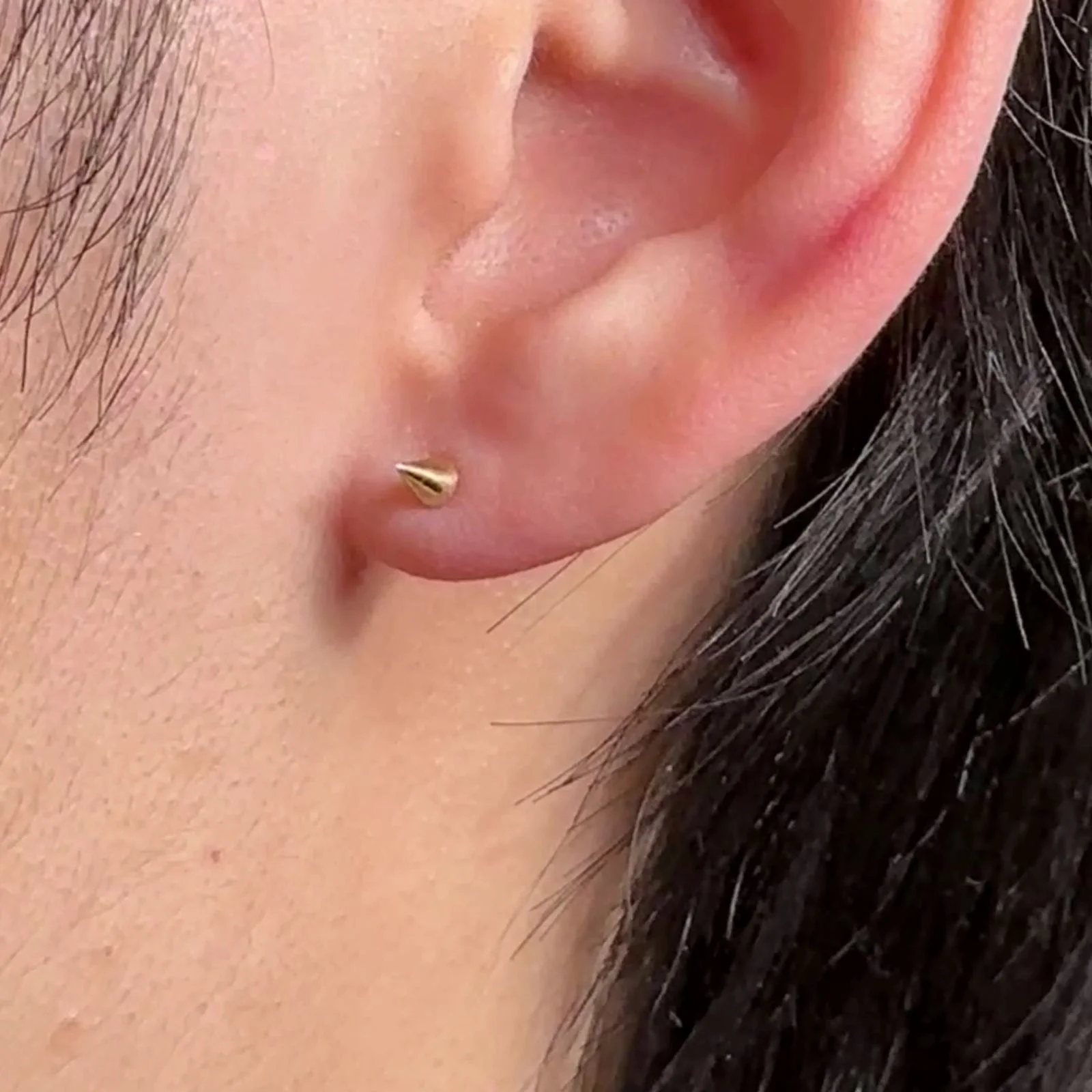 Yellow Gold Spike Threaded Flat Back Earring - Image 6