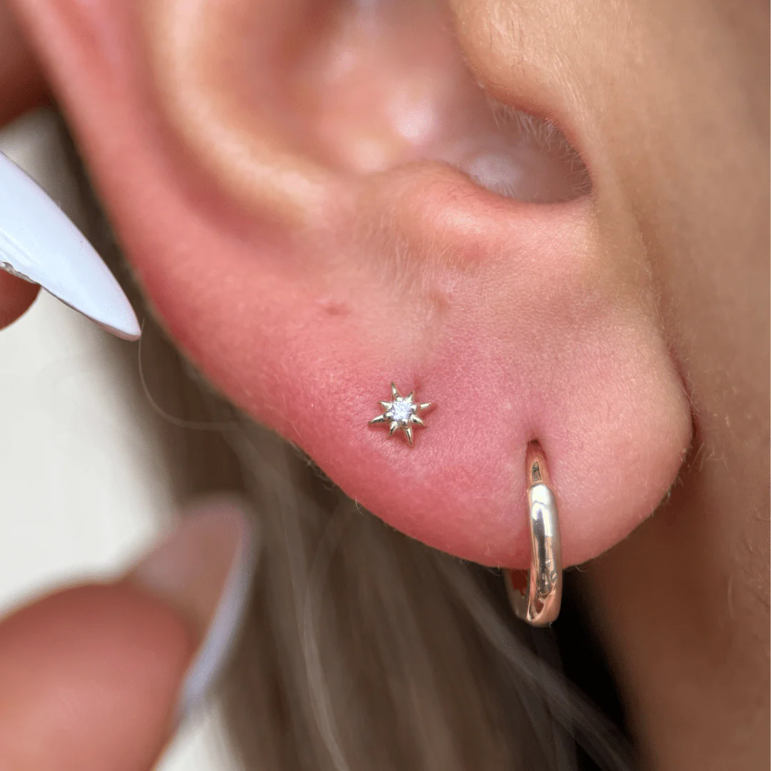 Yellow Gold Starburst Flat Back Threaded Stud Earring - Image 3
