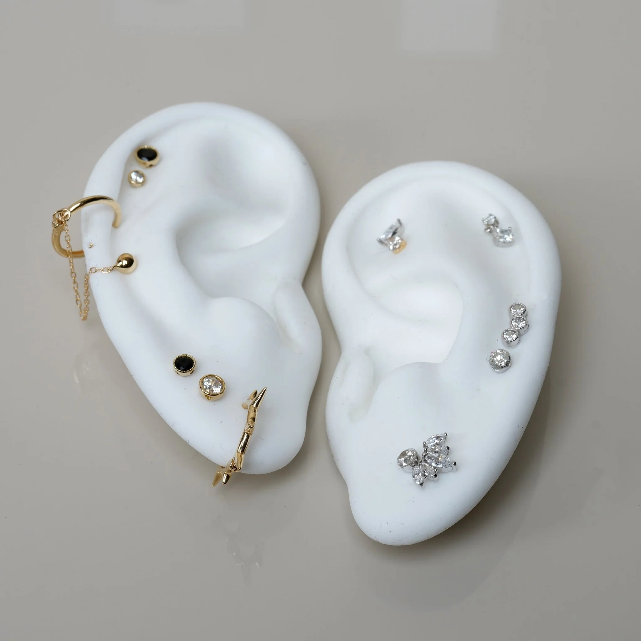 Yellow Gold Stud Hoop Chain - Image 2